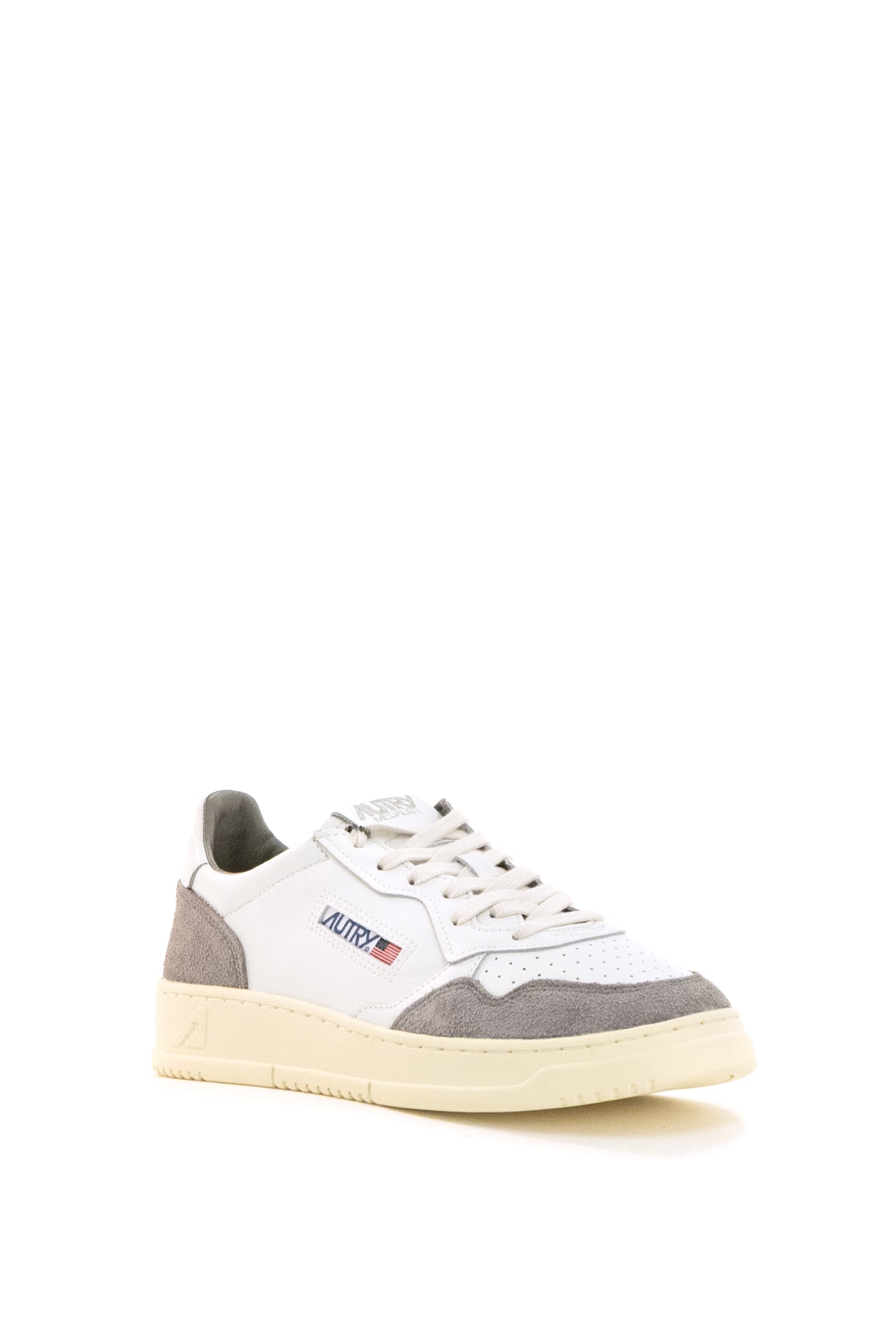 Sneakers Medalist in pelle liscia di colore bianco<BR/> AULM FT15 WHT/CEMENTTO AUTRY