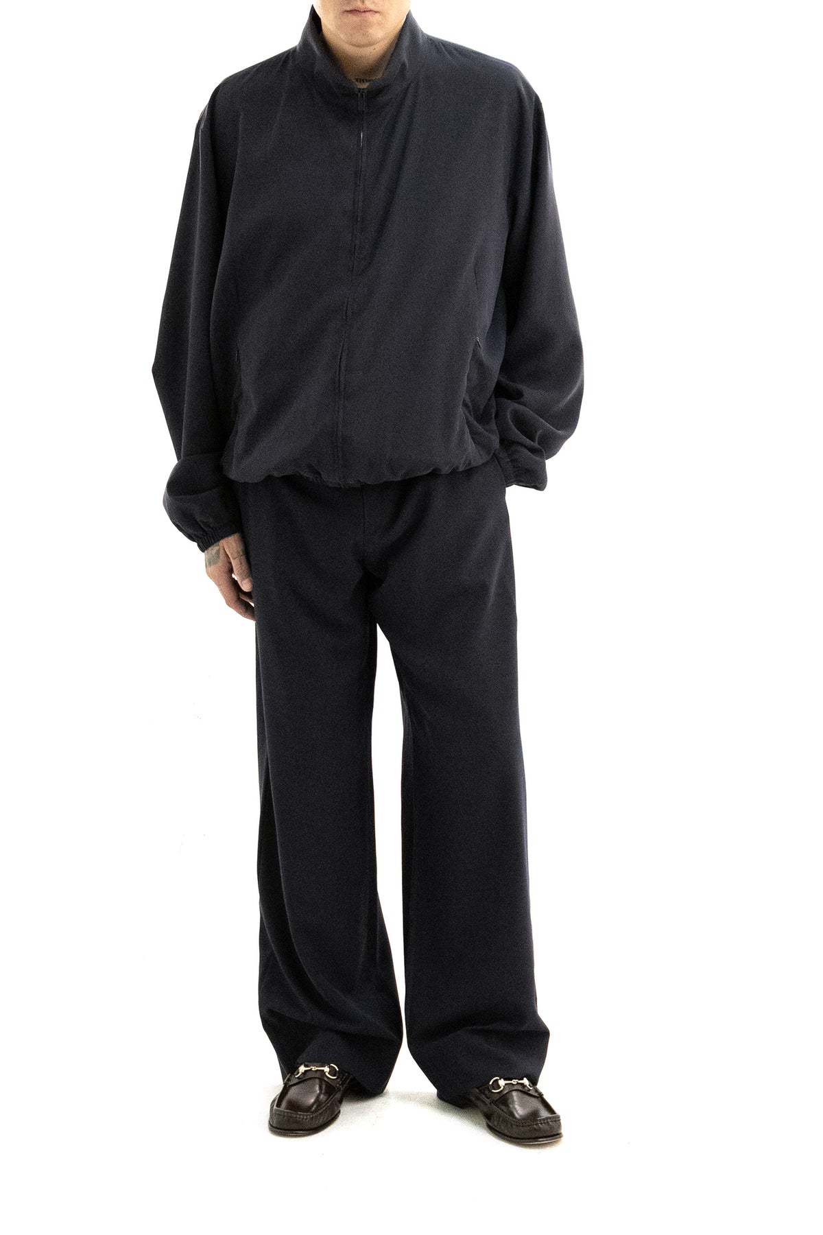 GUCCI Pantaloni in seta di colore blu scuro, vista 2