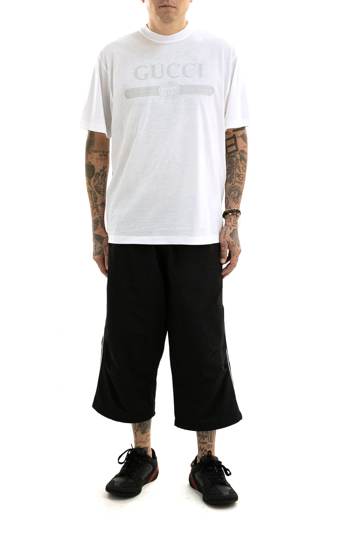 GUCCI Black cotton and nylon Bermuda shorts, view 2