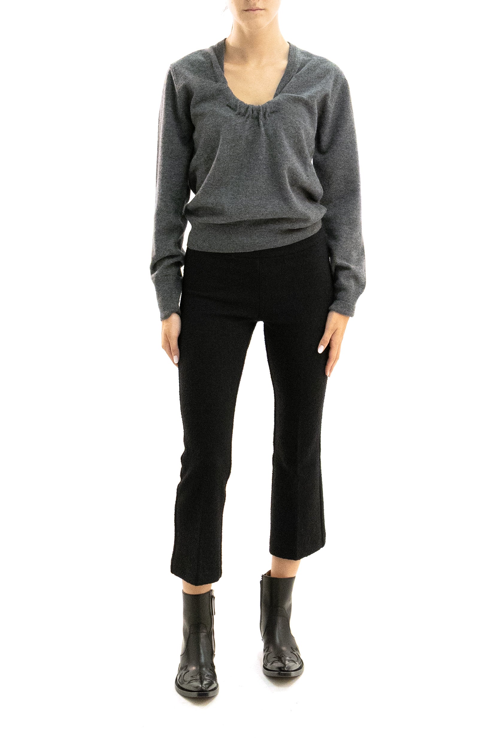 Pullover in lana di colore grigio<BR/> S51HL0055 M13302 859 MAISON MARGIELA