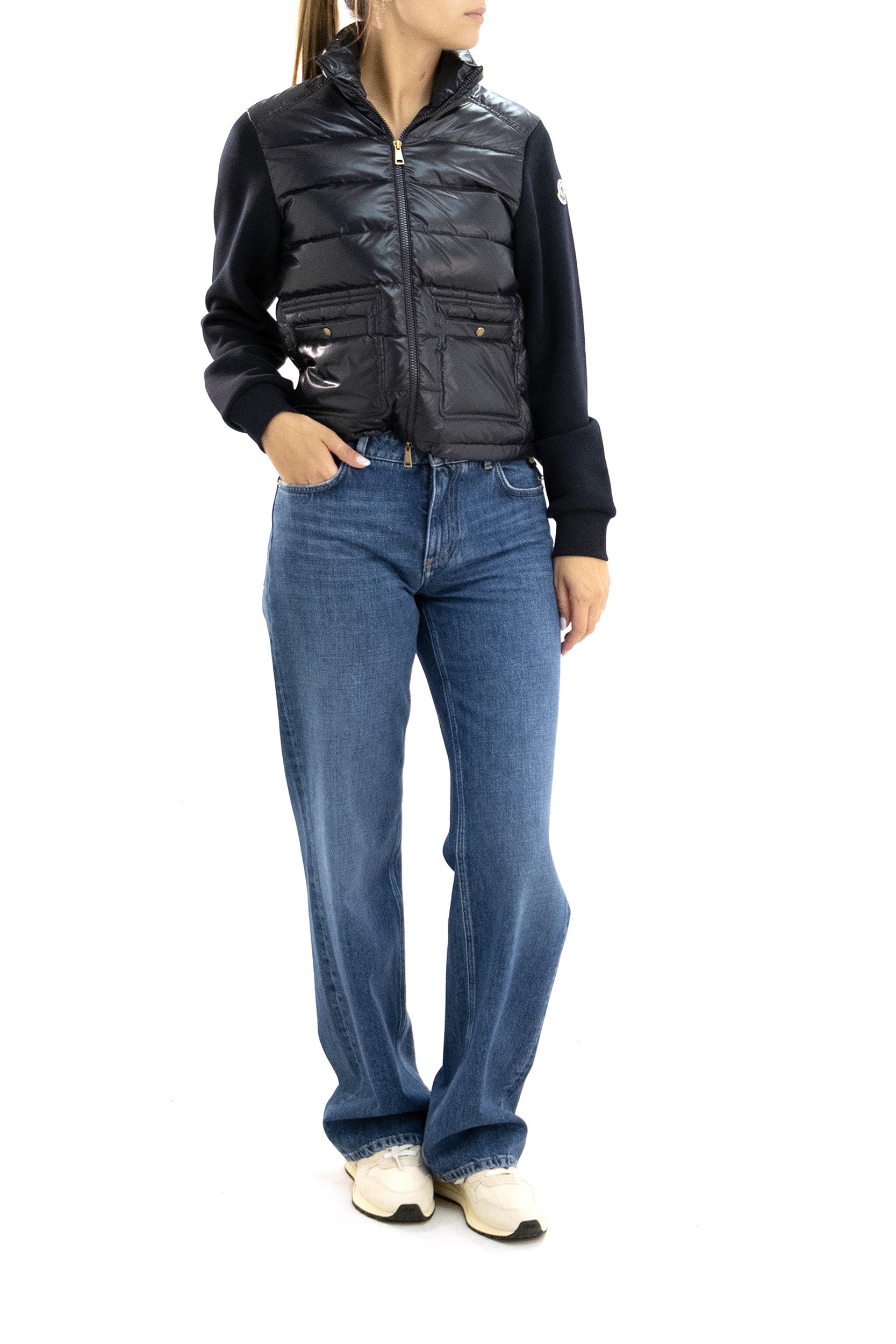 Cardigan in cotone imbottito di colore blu<BR/> 8G000-17 89BG6 778 MONCLER