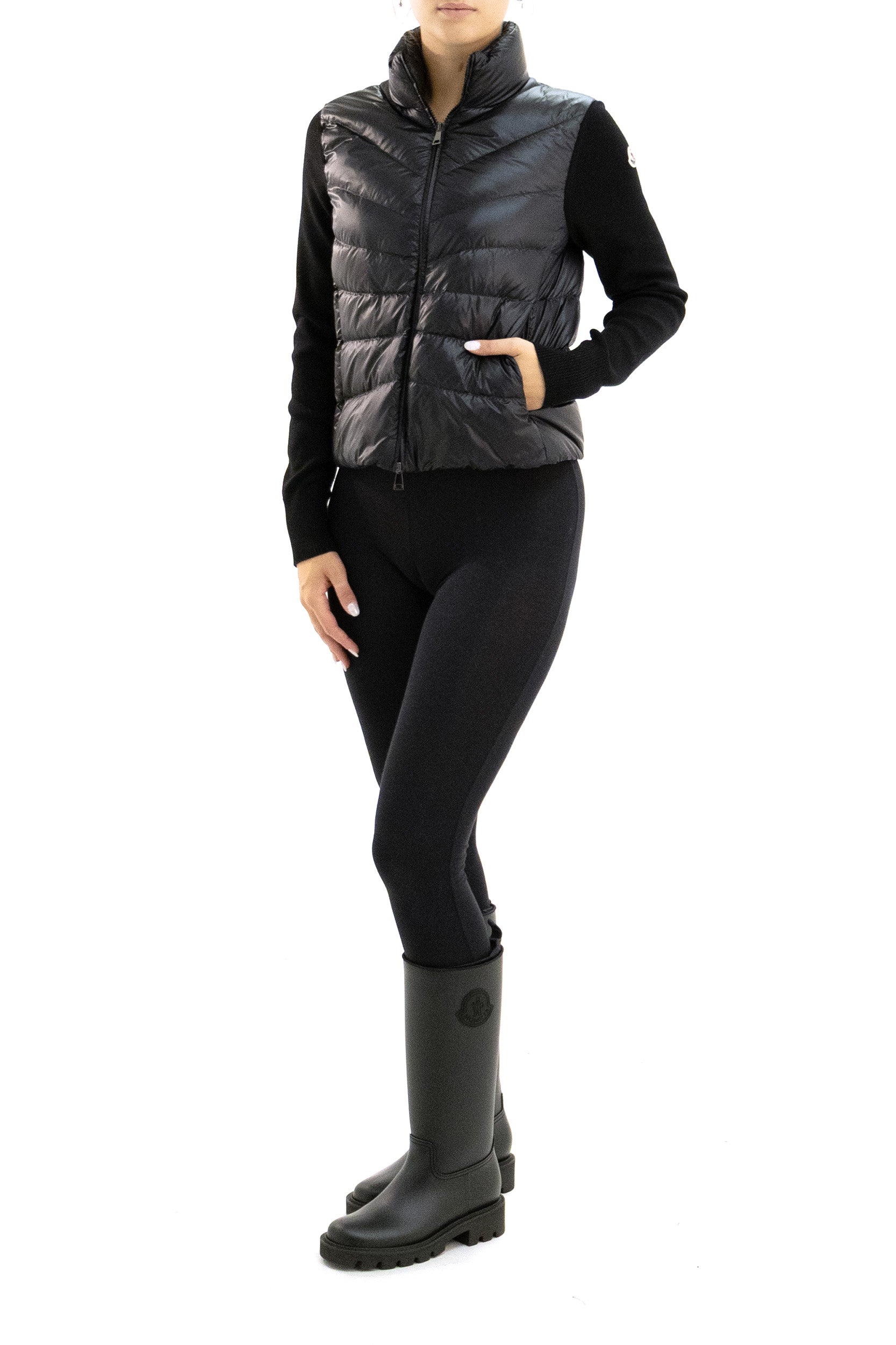 Cardigan imbottito in nylon e lana di colore nero<BR/> 9B000-24 M1131 999 MONCLER