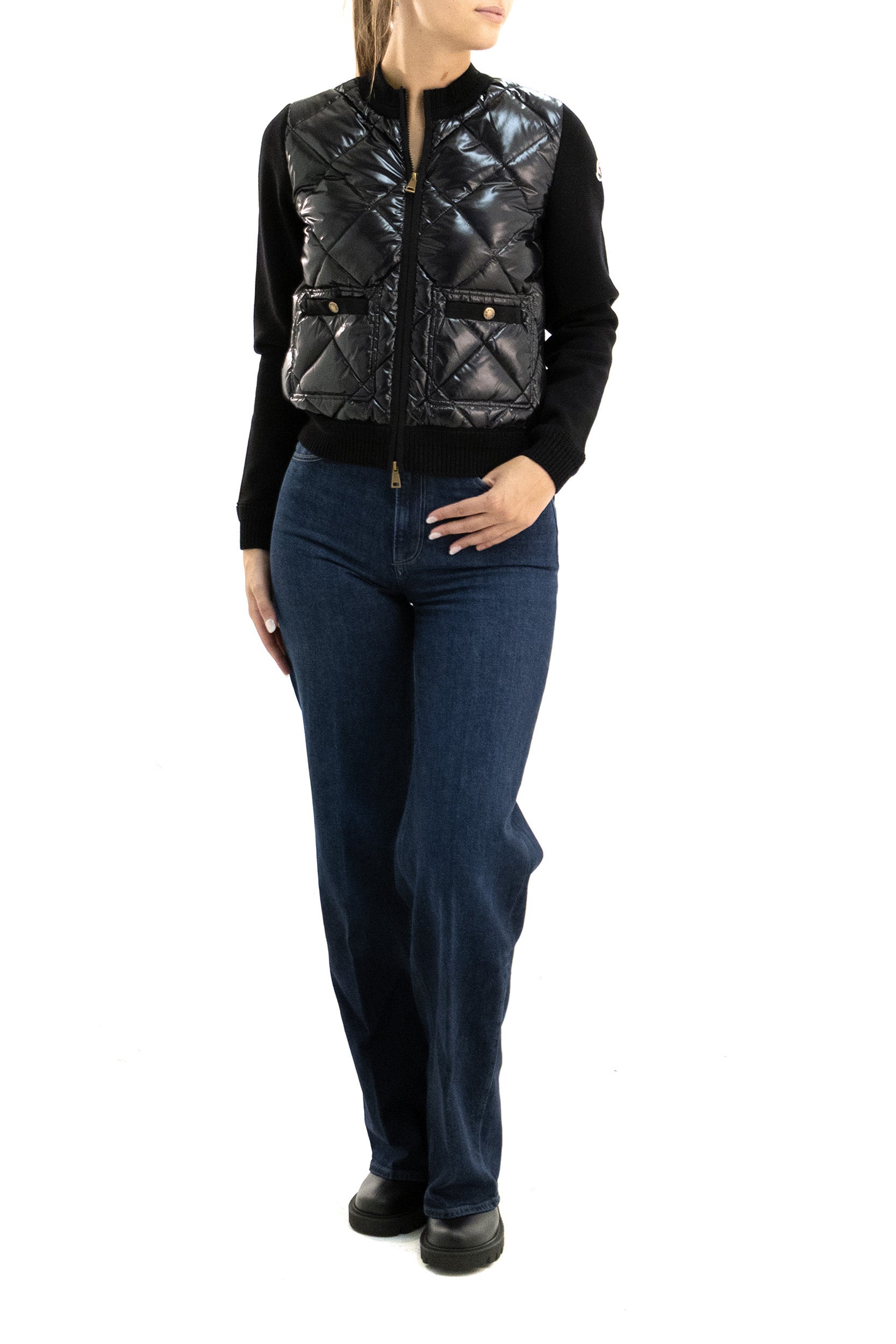 Cardigan in cotone imbottito di colore nero<BR/> 9B000-04 M1113 999 MONCLER