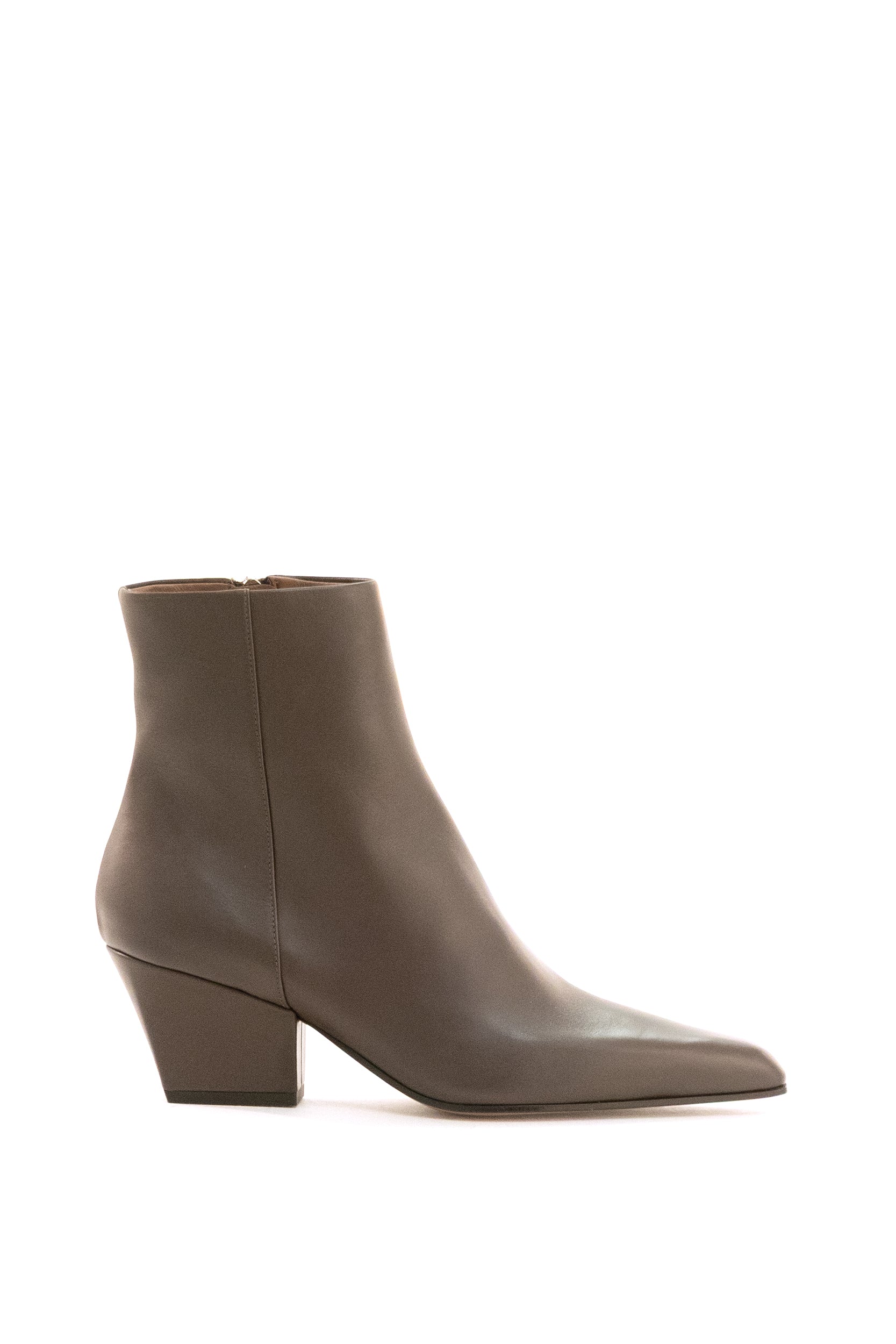 Stivaletti Jane in pelle di colore marrone<BR/> PX1194 EBANO PARIS TEXAS
