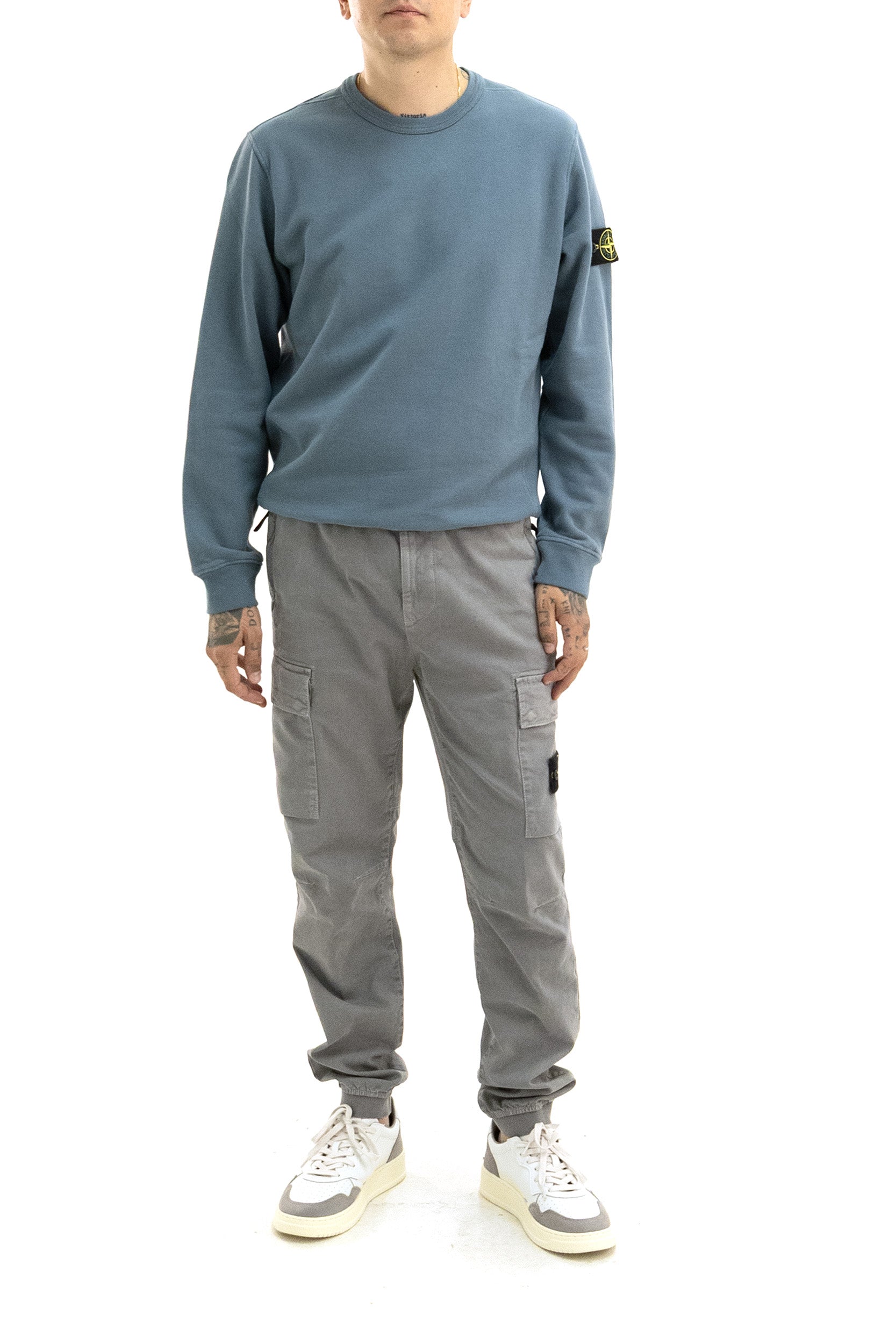 Felpa in cotone di colore blu<BR/> L2S156100049 S0A20 V002B STONE ISLAND