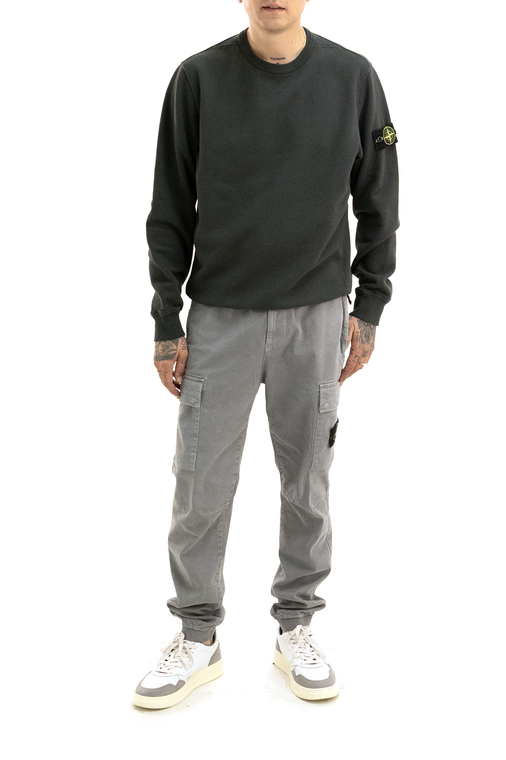 Felpa in cotone di colore grigio scuro<BR/> L2S156100049 S0A20 V0062 STONE ISLAND