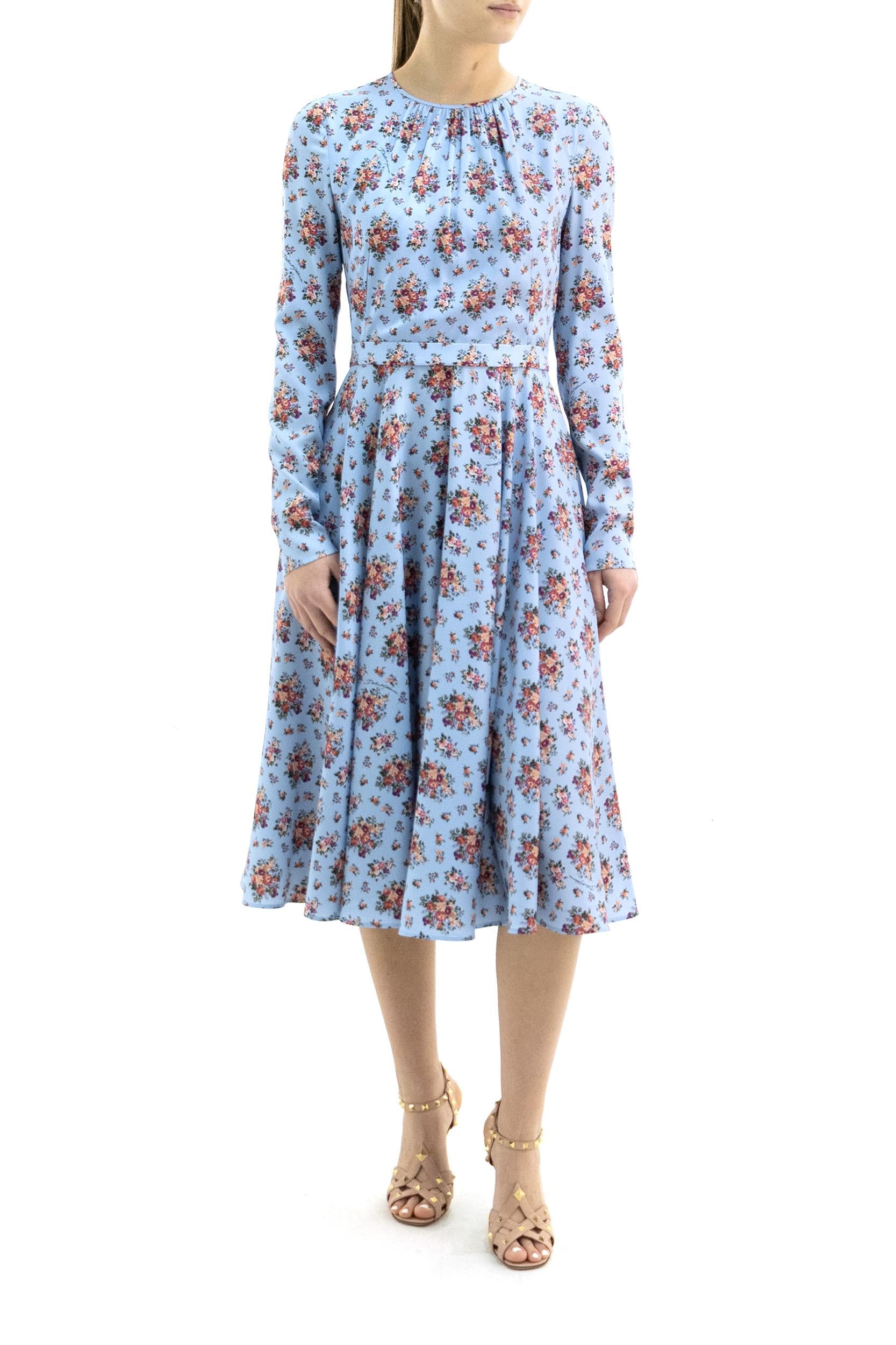 Abito in charmeuse di colore azzurro con stampa mazzolini di fiori multicolore<BR/> F60HMT FSA78 HC5XK DOLCE & GABBANA