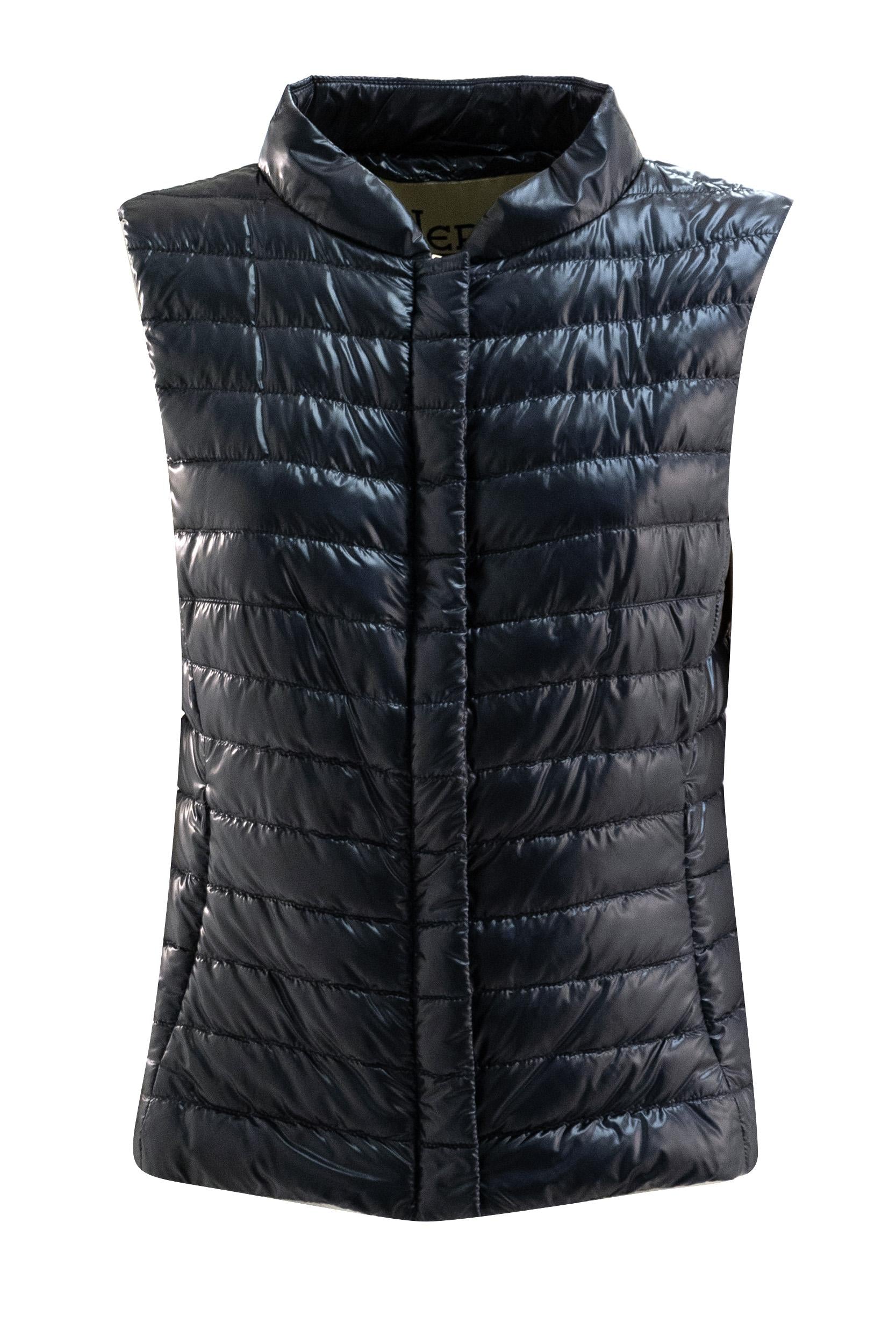 Gilet Vera in Nylon PI0601DIC 12017Z 9200 HERNO