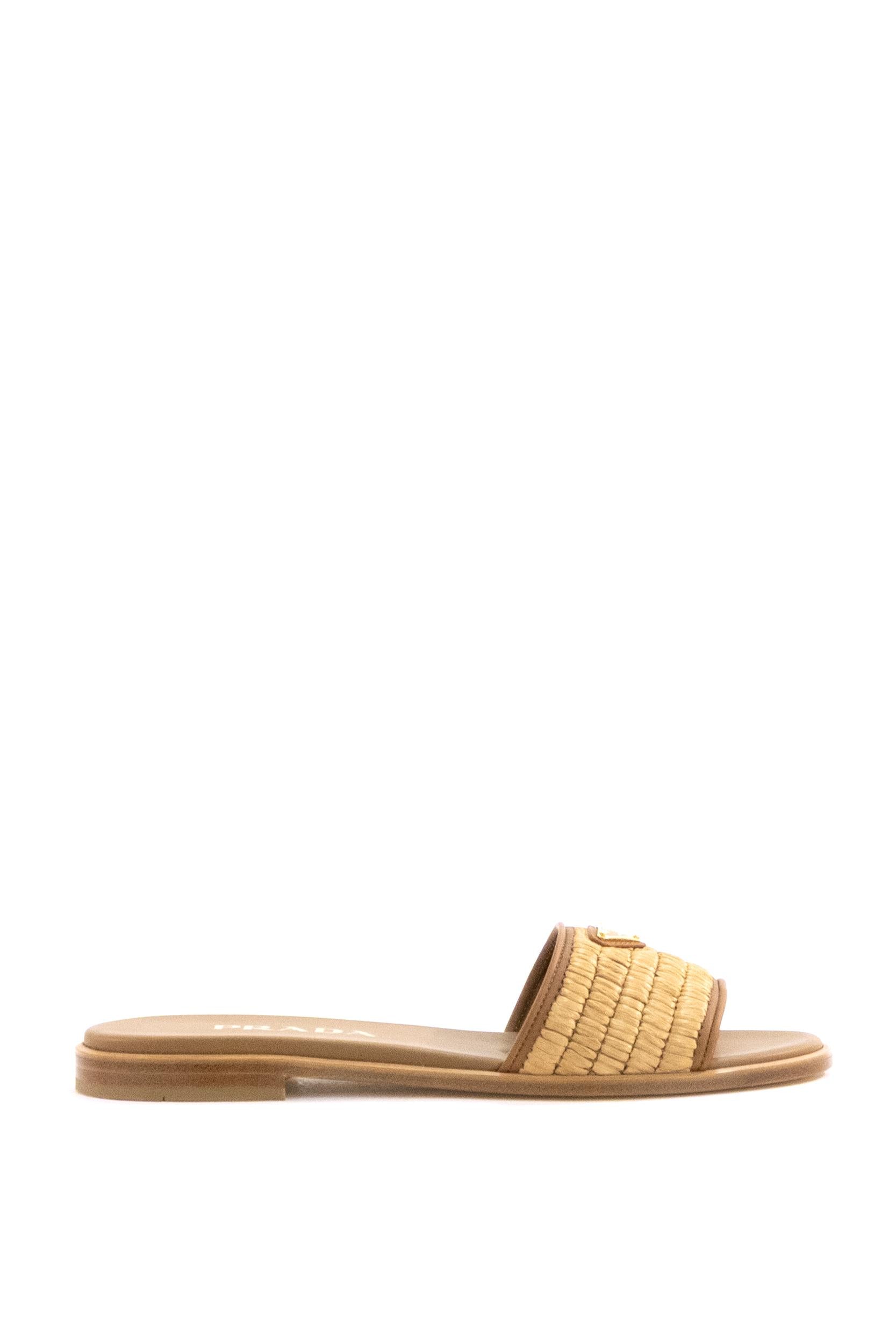Sandali slider in pelle di colore marrone e crochet di colore beige<BR/> 1XX758 F B010 2ACS F098L PRADA
