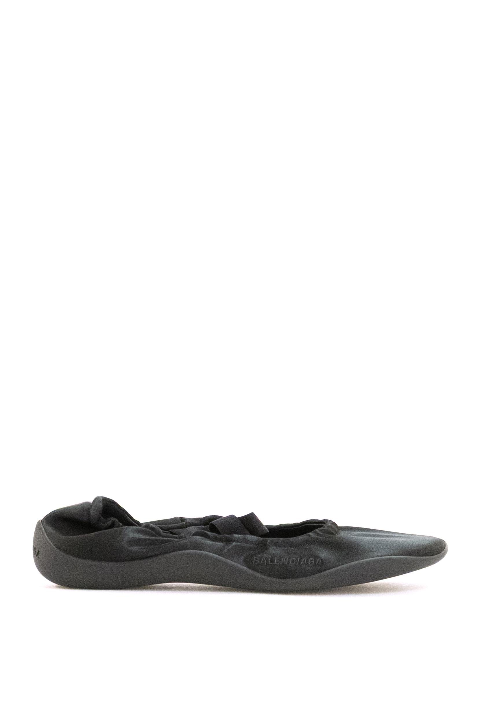 Ballerine Shibuya in satin di colore nero<BR/> 853993 W2H8L 1010 BALENCIAGA