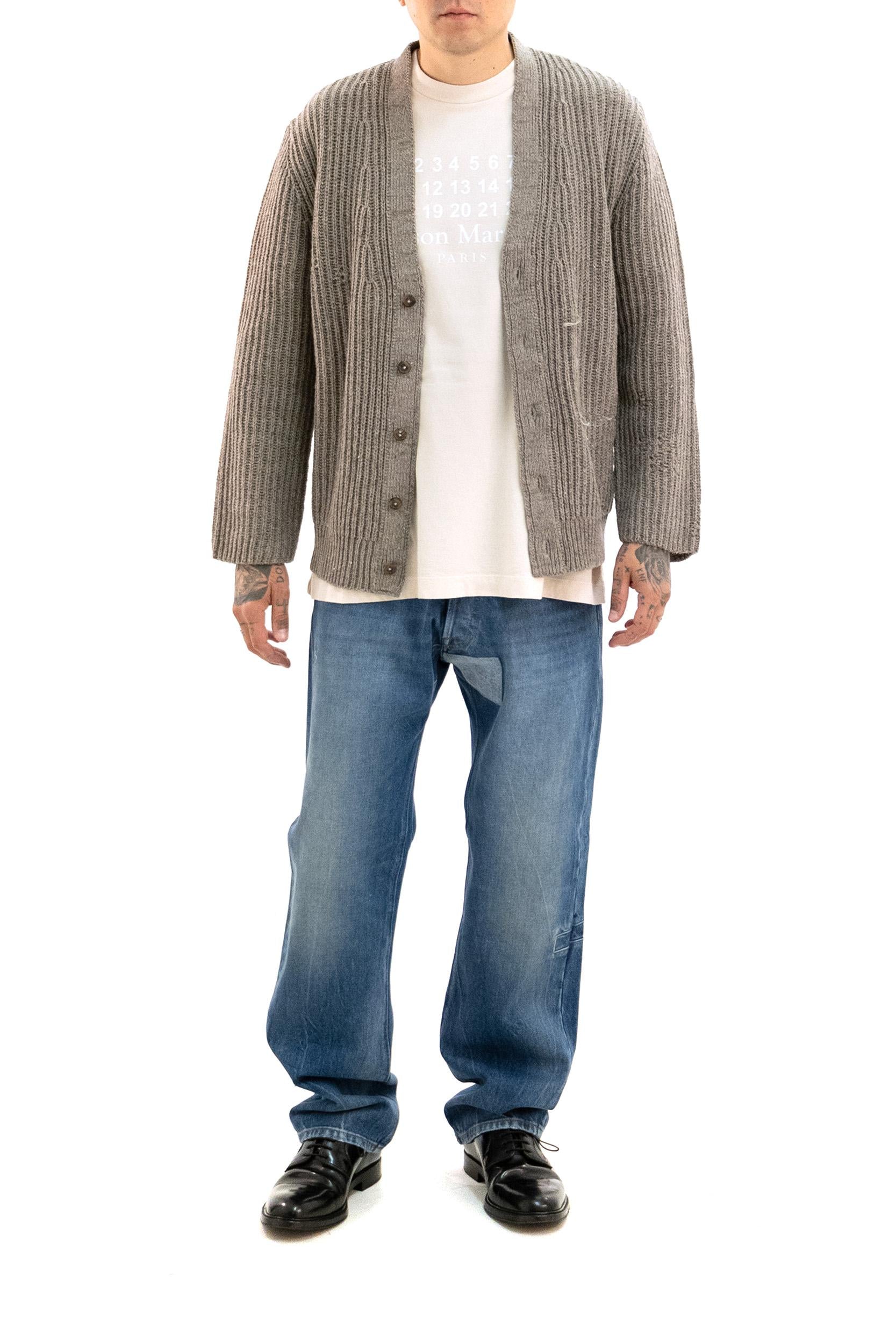 Cardigan color noce<BR/> S50HP0034 M13151 805F MAISON MARGIELA