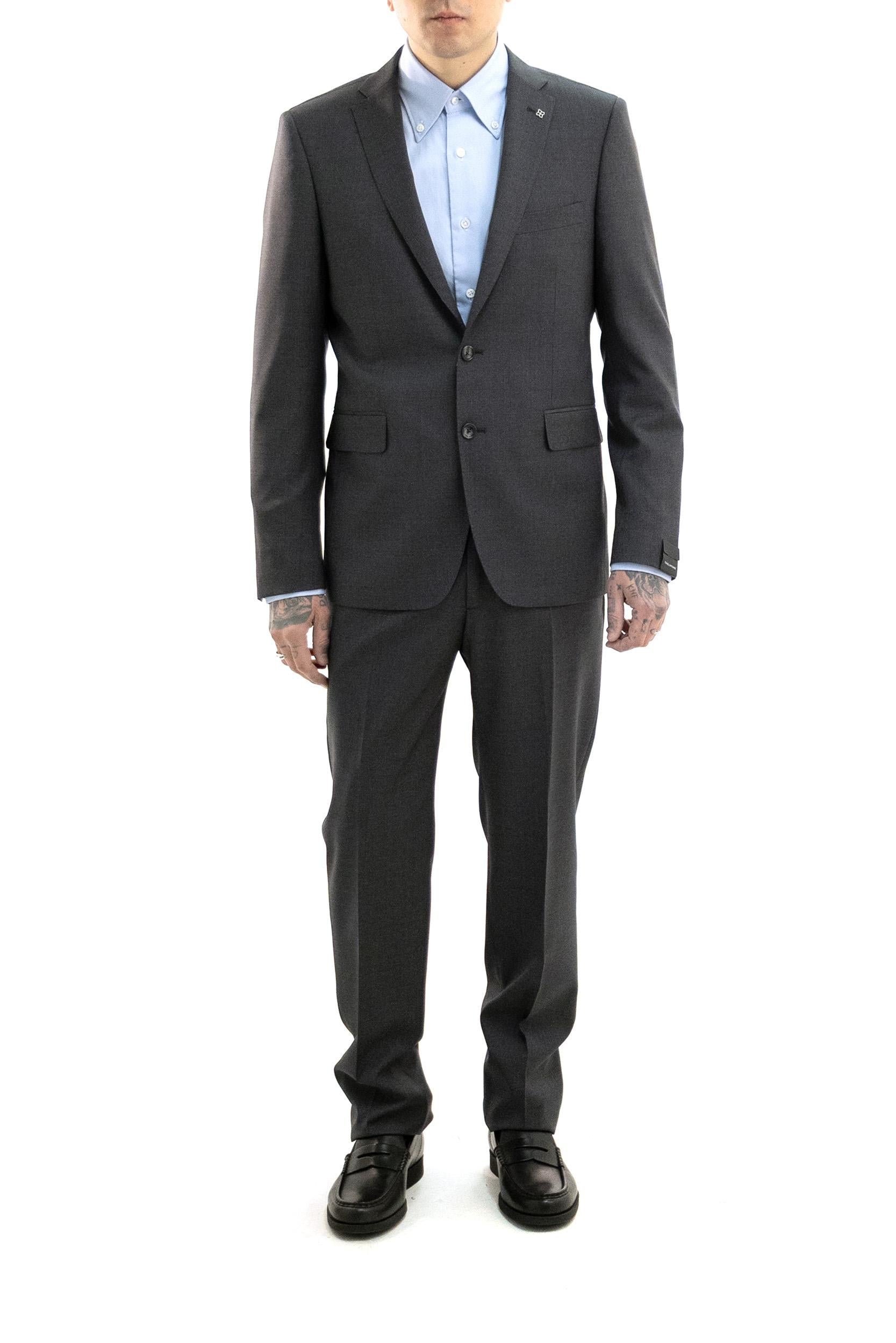 Abito rigato monopetto in lana di colore grigio <BR/> 2FBR22B01 060097 S1207 TAGLIATORE
