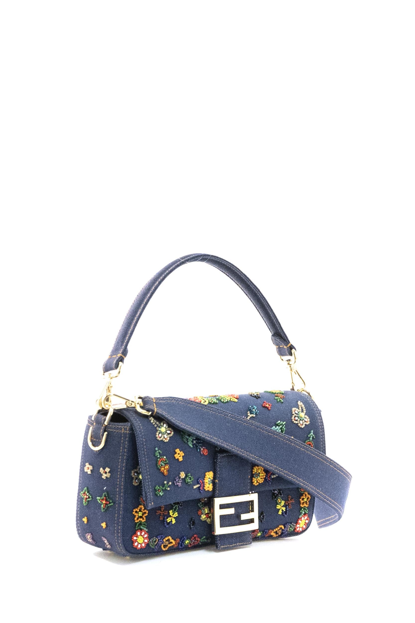 Baguette in denim blu scuro con ricami floreali multicolore<BR/> 8BR600 AWVO F0B3Y FENDI