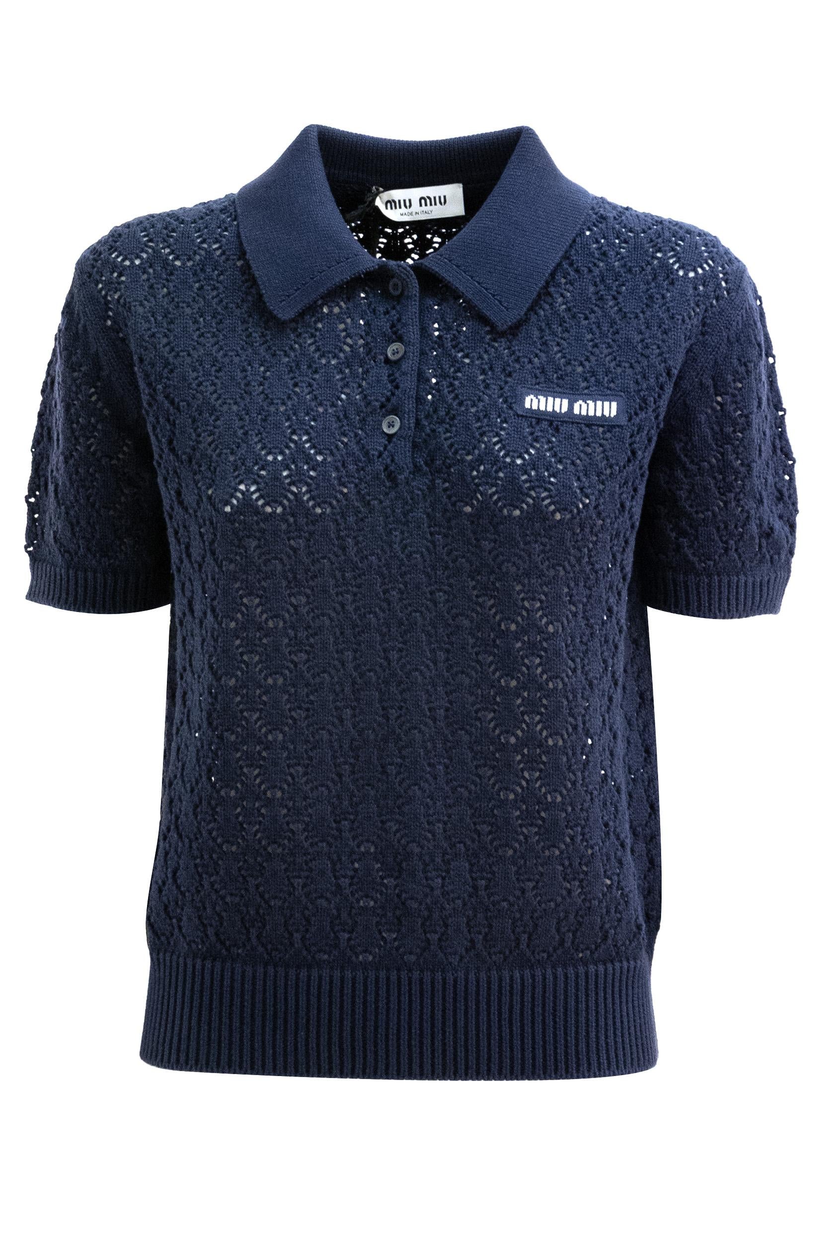 Polo traforata in maglia di cotone di colore blu<BR/> MML06V S OOO 191A F0008 MIU MIU
