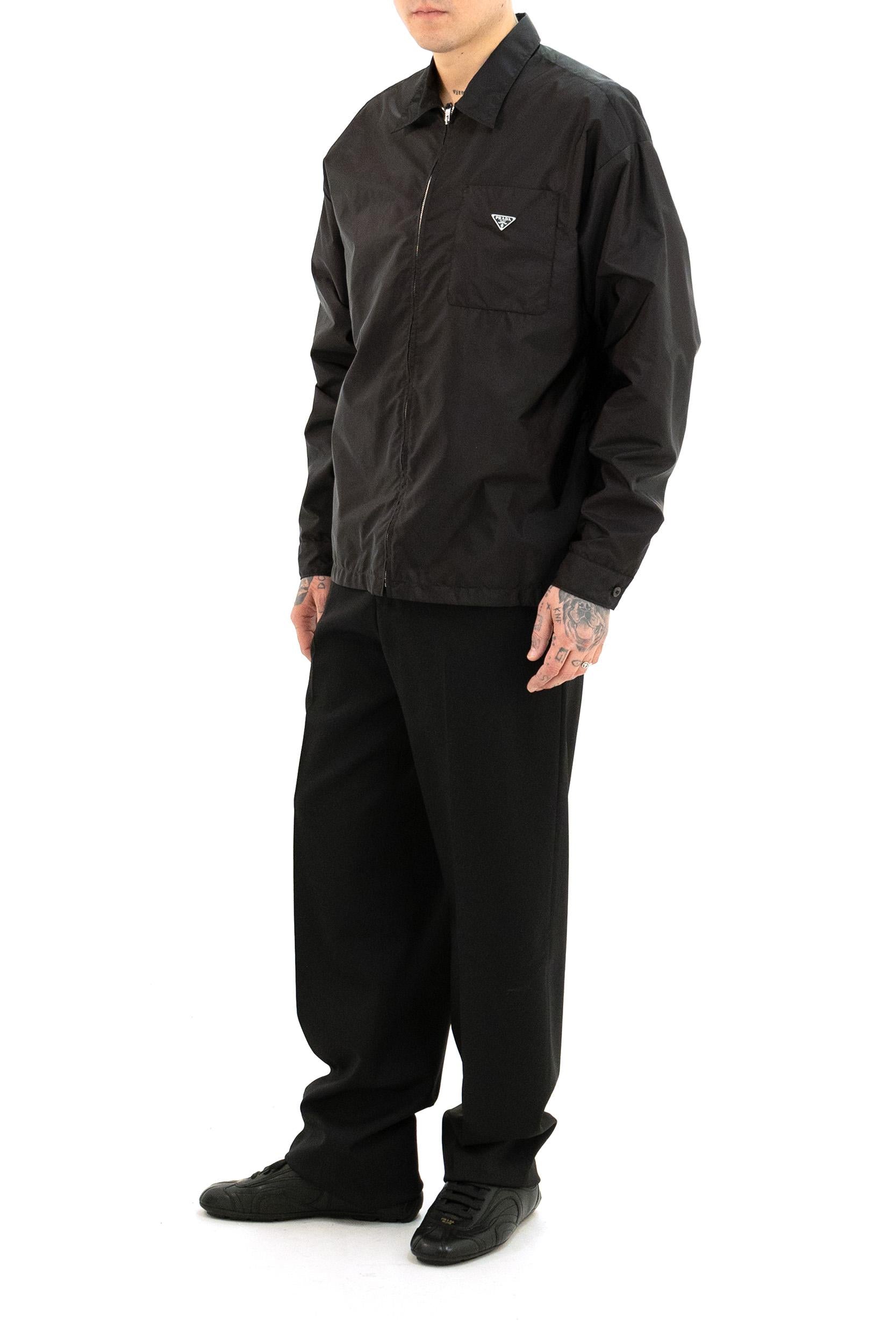 Camicia in Re-nylon di colore nero <BR/> SC847 S OOO 1WQ9 F0002 PRADA