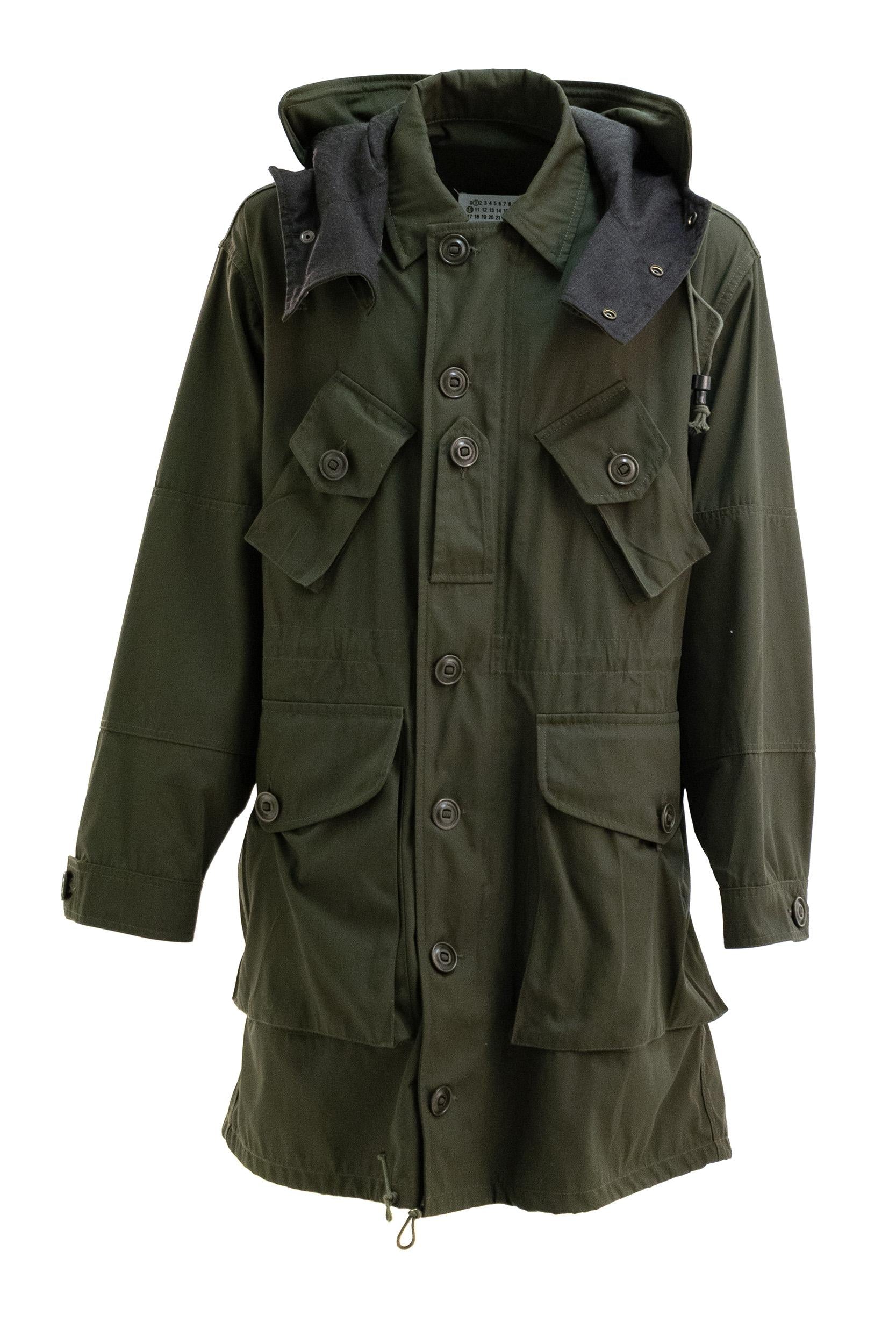 Parka oversize in cotone color verde militare<BR/> S50AM0642 M35515 814 MAISON MARGIELA