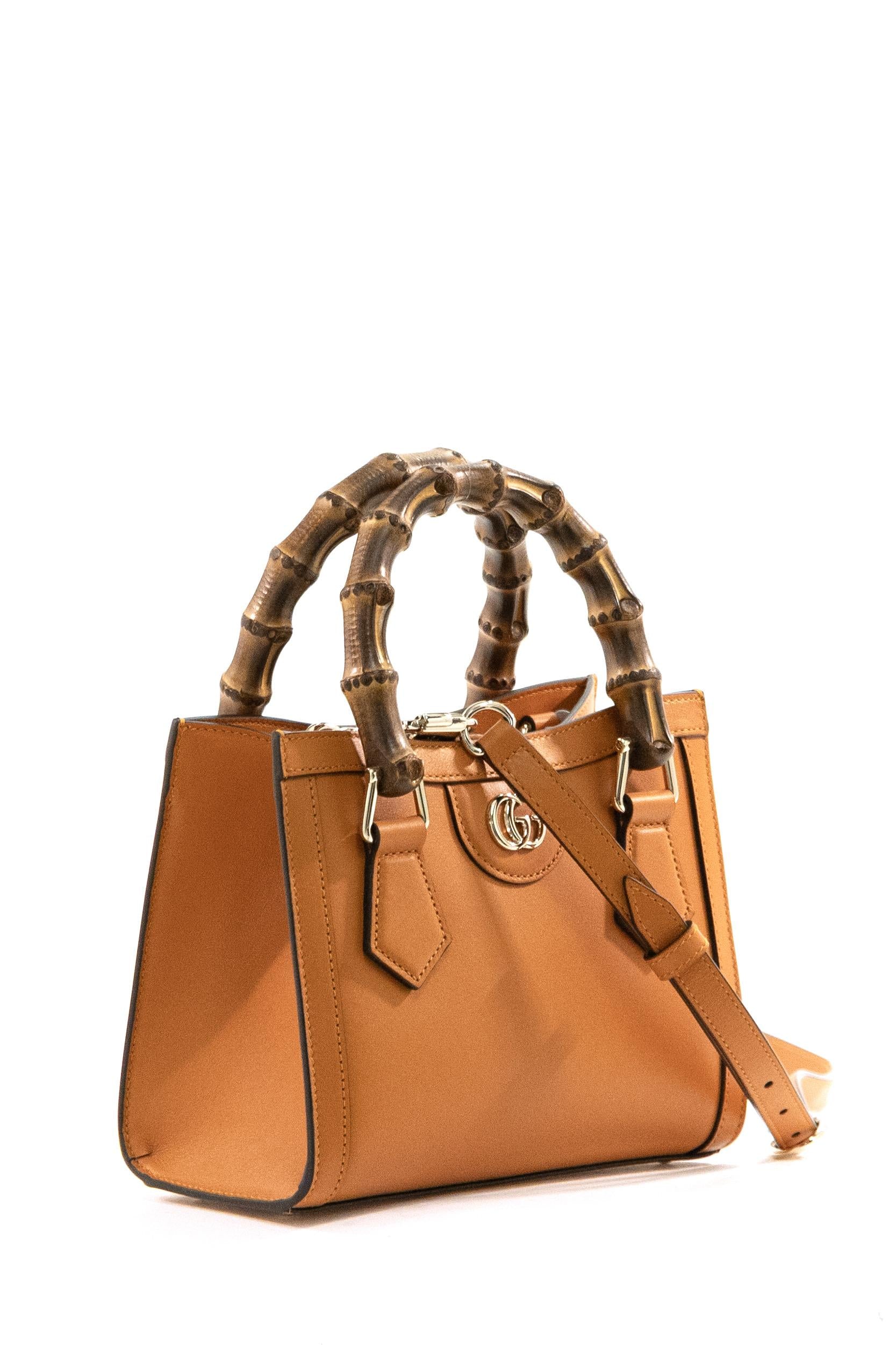 Borsa tote Gucci Diana in pelle liscia di colore arancione<BR/> 832936 AAEDB 7626 GUCCI