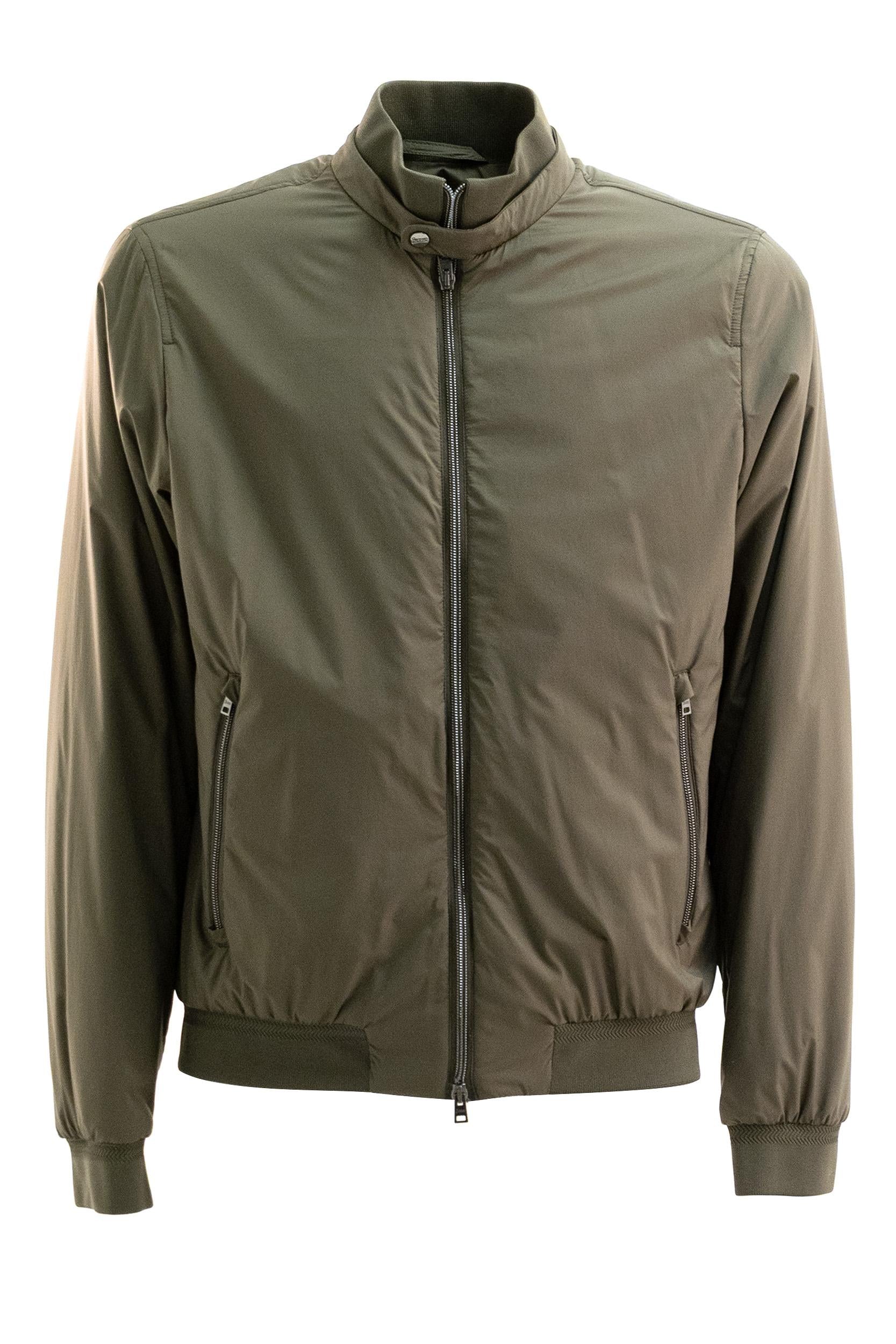 Bomber in microfibra di nylon di colore verde militare<BR/> GI000414U 12456Z 7720 HERNO