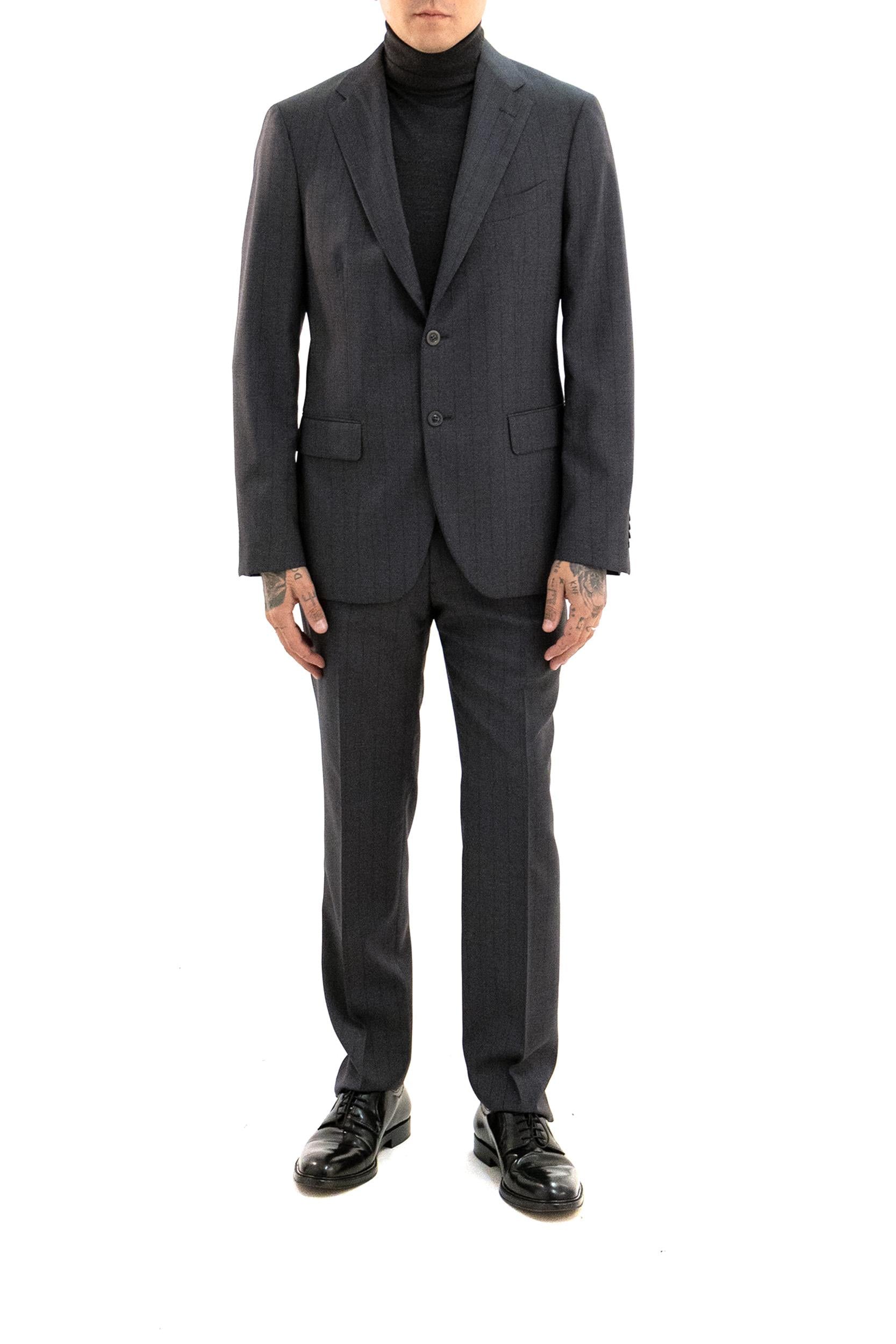 Abito monopetto gessato in lana di colore grigio<BR/> Y12C2A FB5116 0870 BOGLIOLI