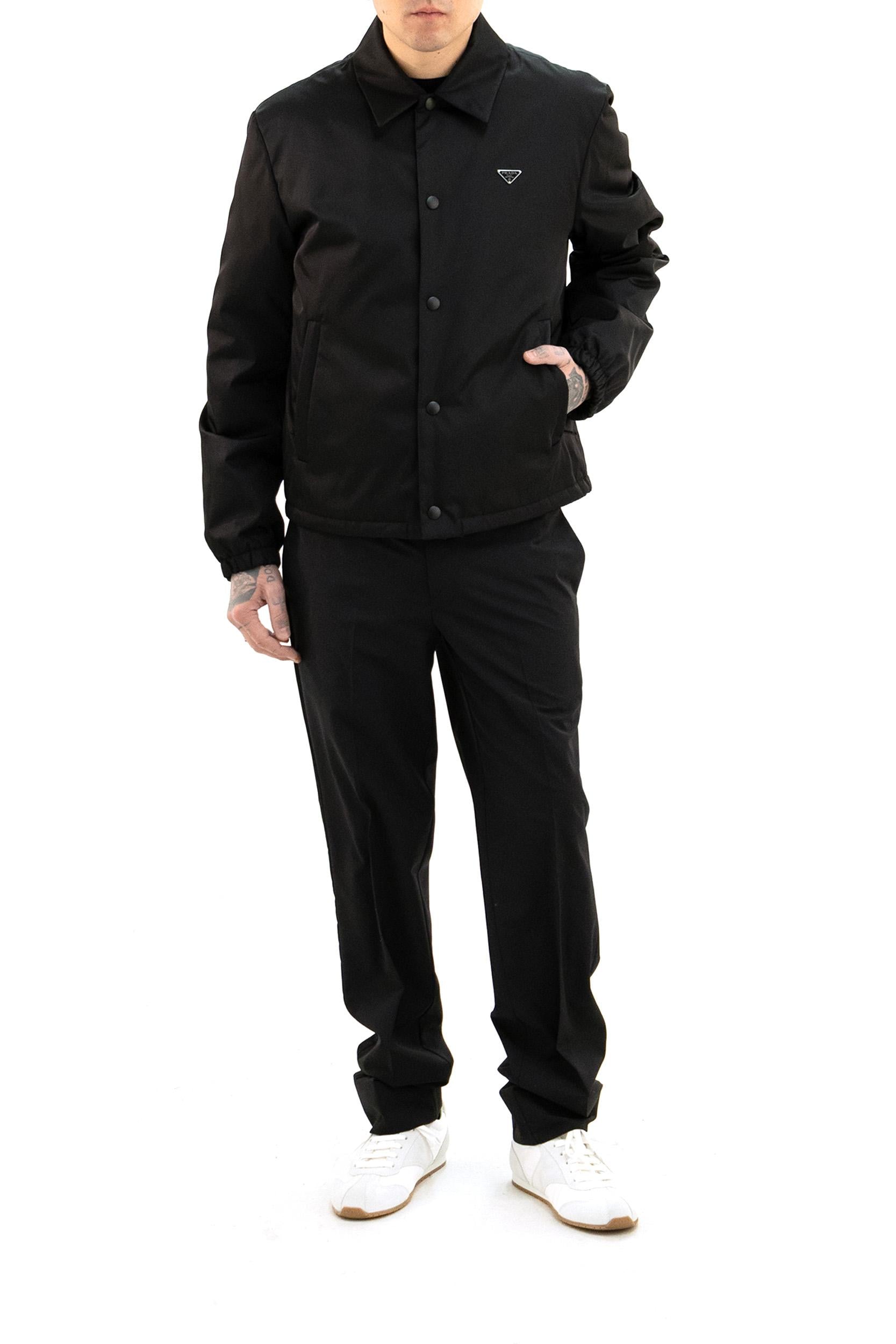 Giubbotto imbottito in Re-Nylon di colore nero<BR/> SGD110 S OOO 1WQ8 F0002 PRADA