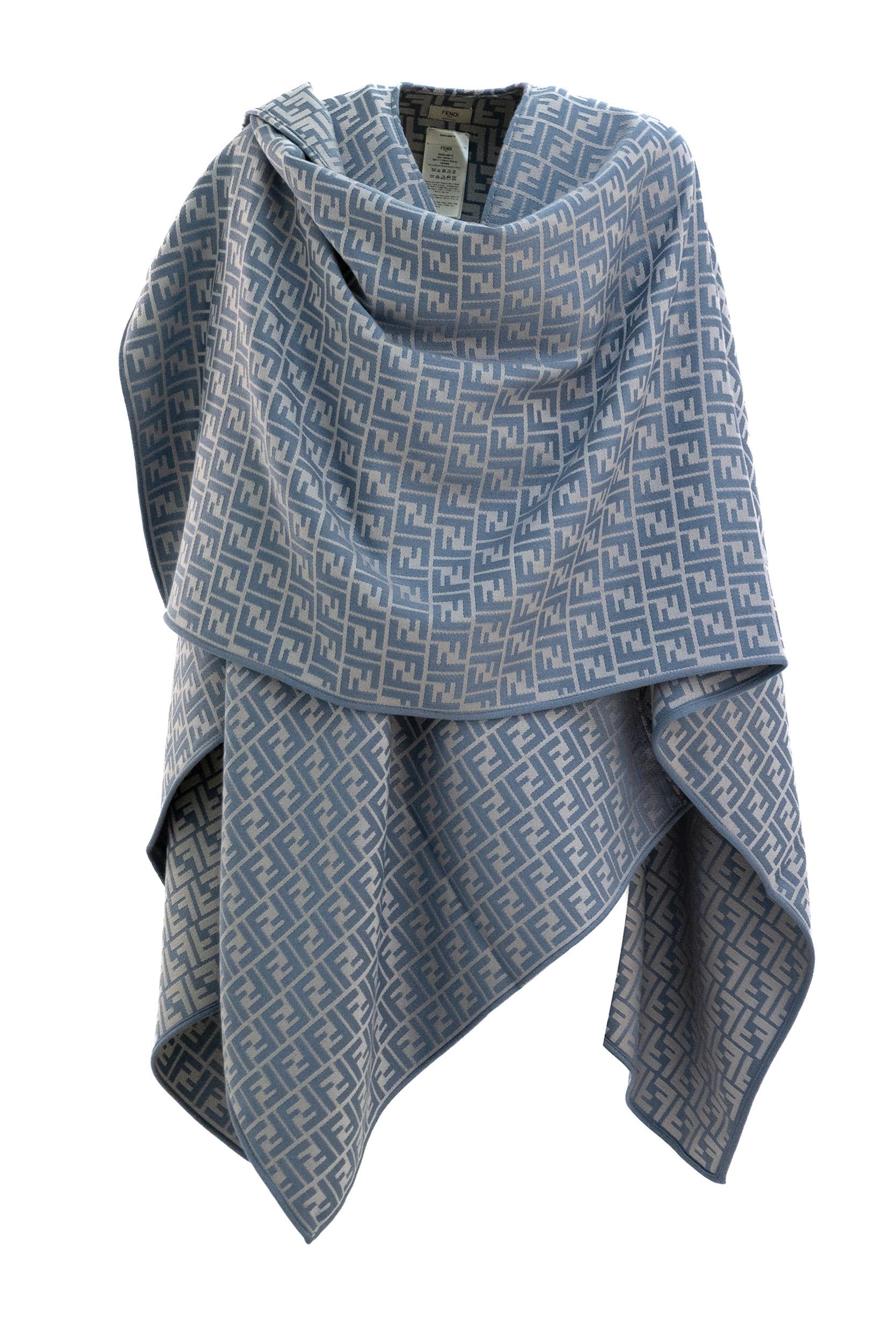 Poncho<BR/> FXX782 AQ8G F0RU7 FENDI