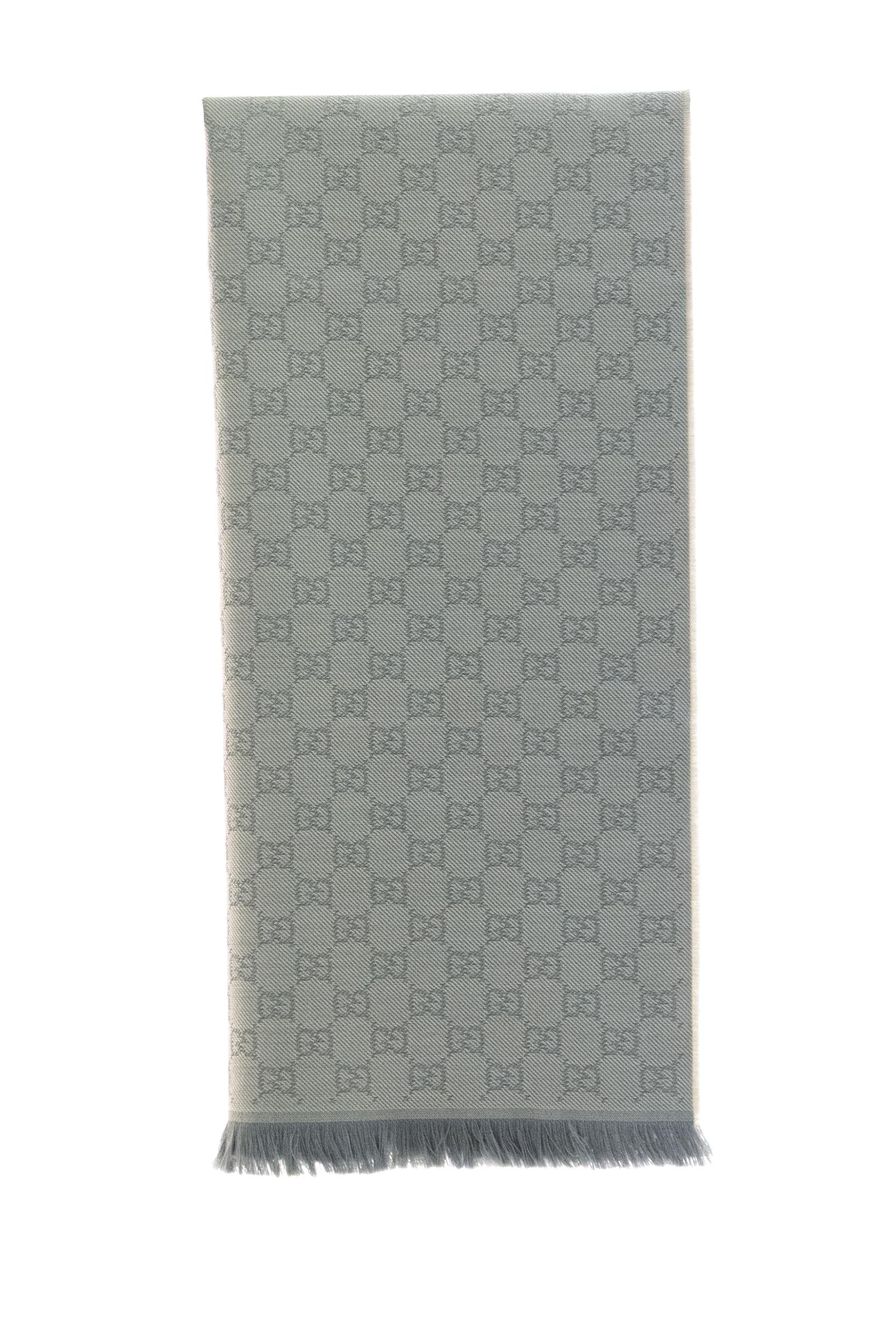 Sciarpa in lana GG di colore grigio e grigio chiaro<BR/> 848507 3G200 9969 GUCCI