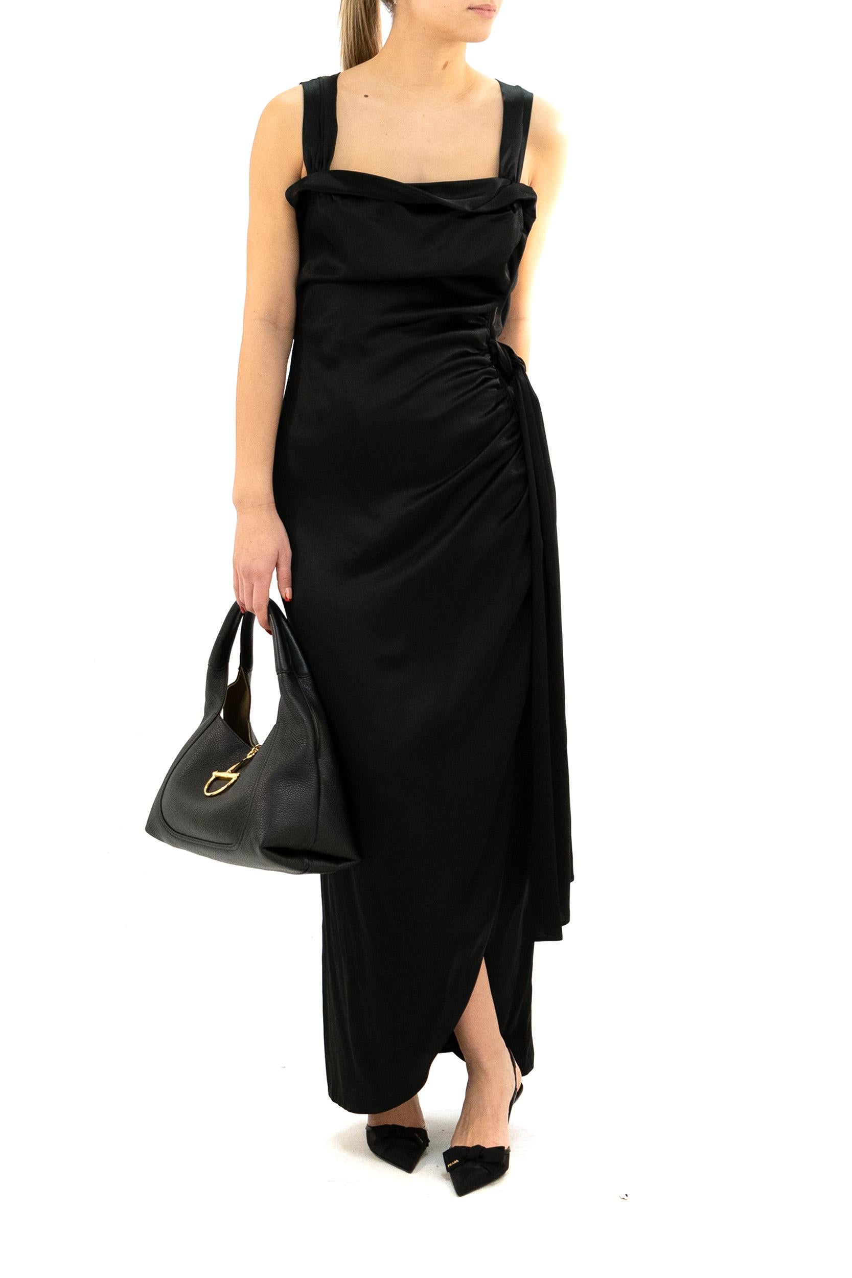 Abito in raso di seta di colore nero<BR/> S51DG0005 M35797 900 MAISON MARGIELA