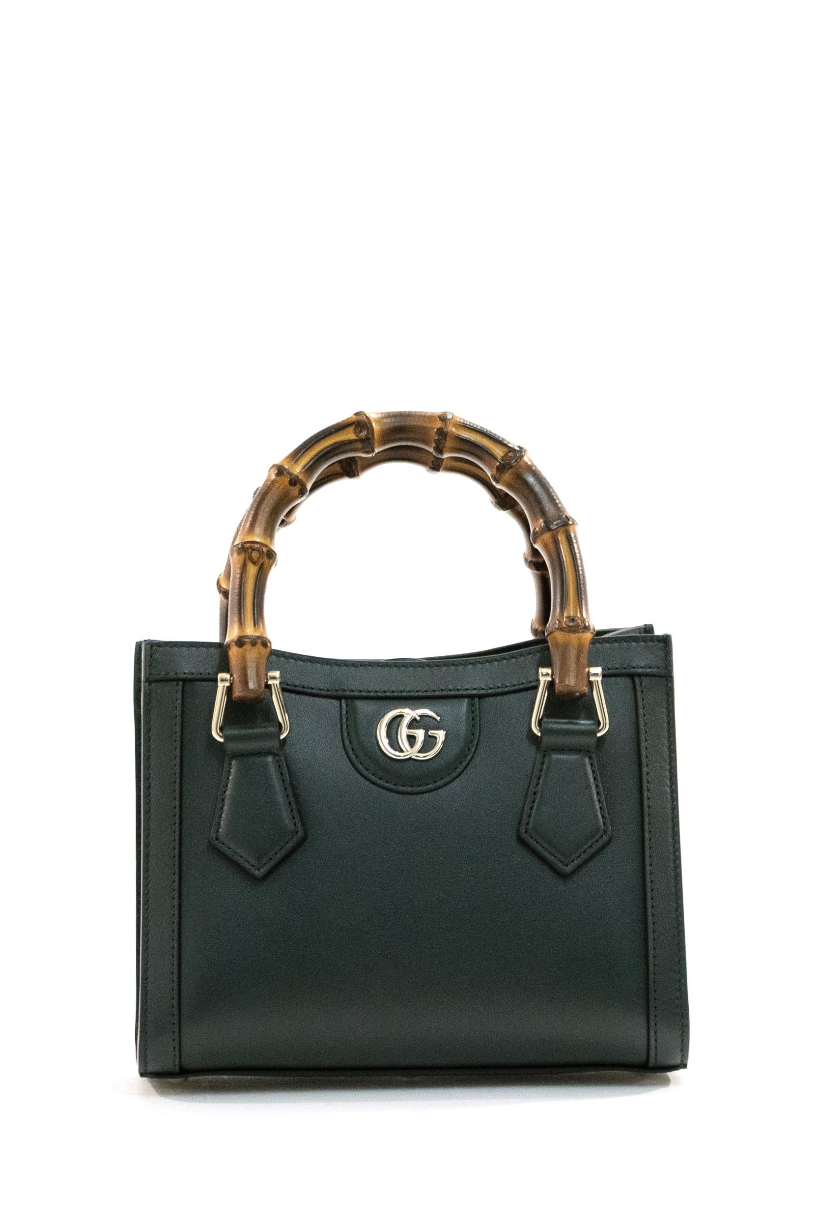 Borsa tote Gucci Diana in pelle liscia di colore verde<BR/> 832936 AAEDB 3020 GUCCI