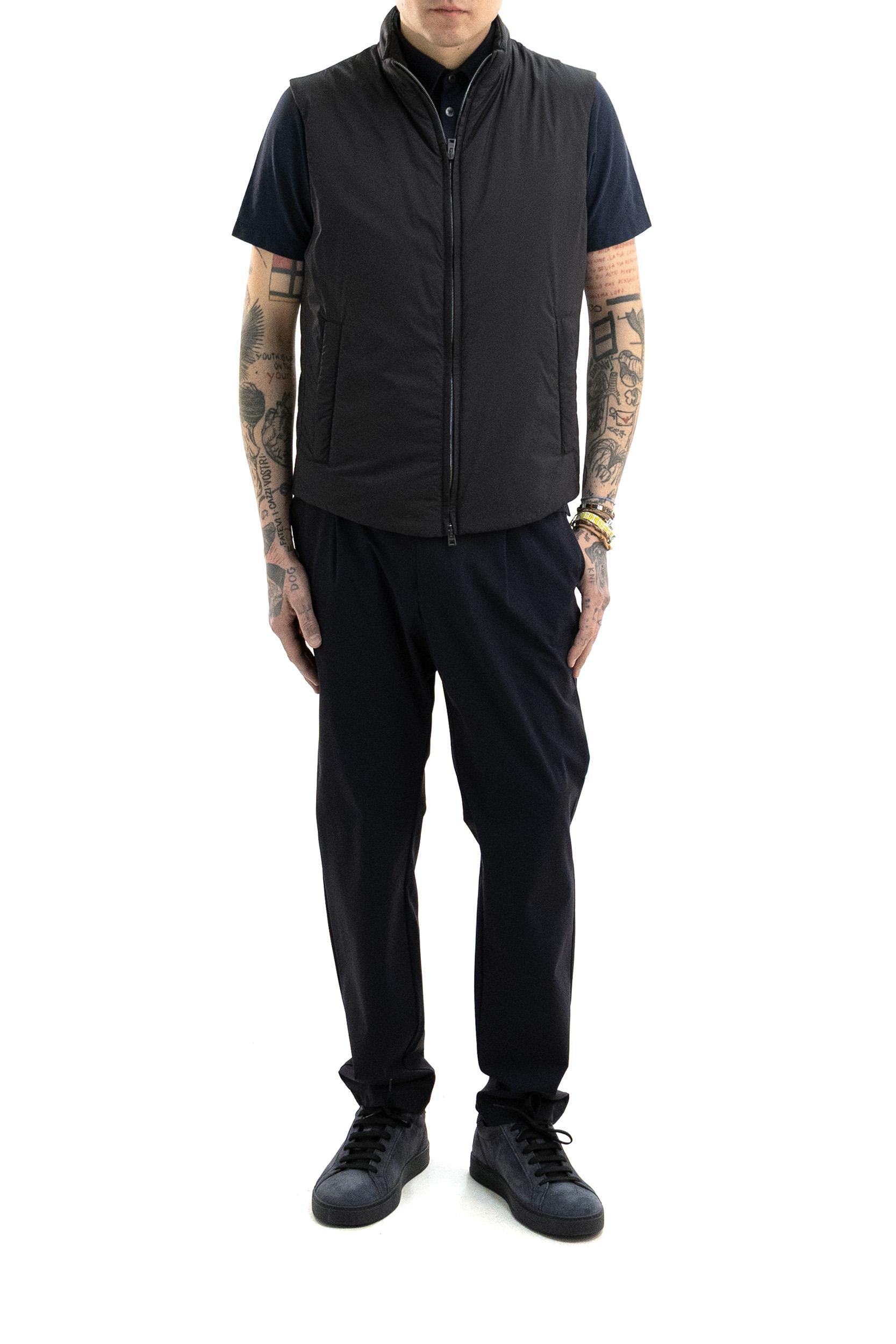 Smanicato in ecoage con collo alto colore blu GI000456U 12456Z 9200 HERNO
