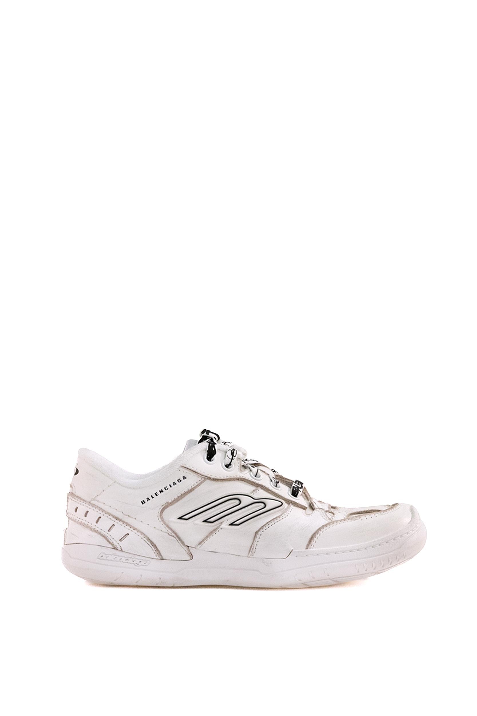 Sneakers Hamptons Worn-Out in pelle e poliestere bianco<BR/> 841763 WCURS 9000 BALENCIAGA