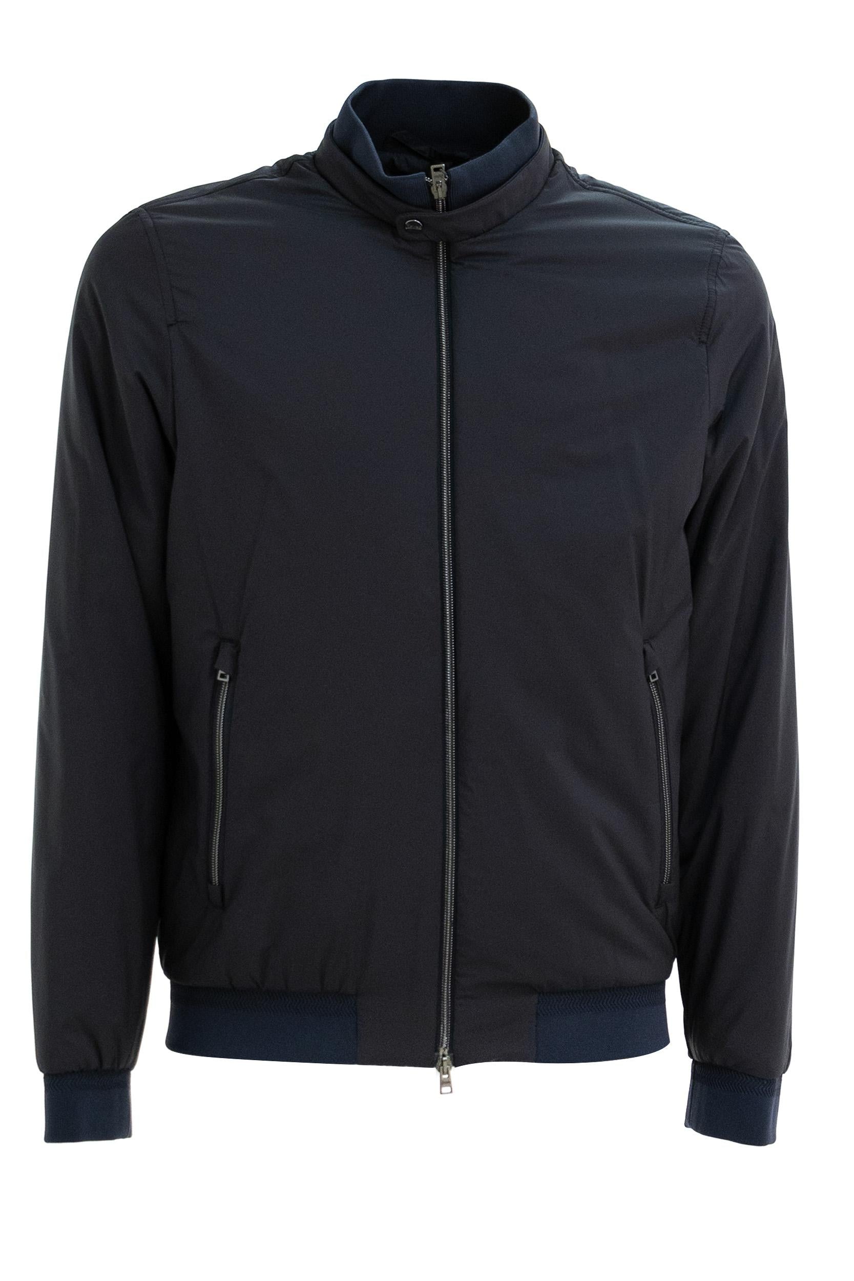 Bomber<BR/> GI000414U 12456Z 9200 HERNO
