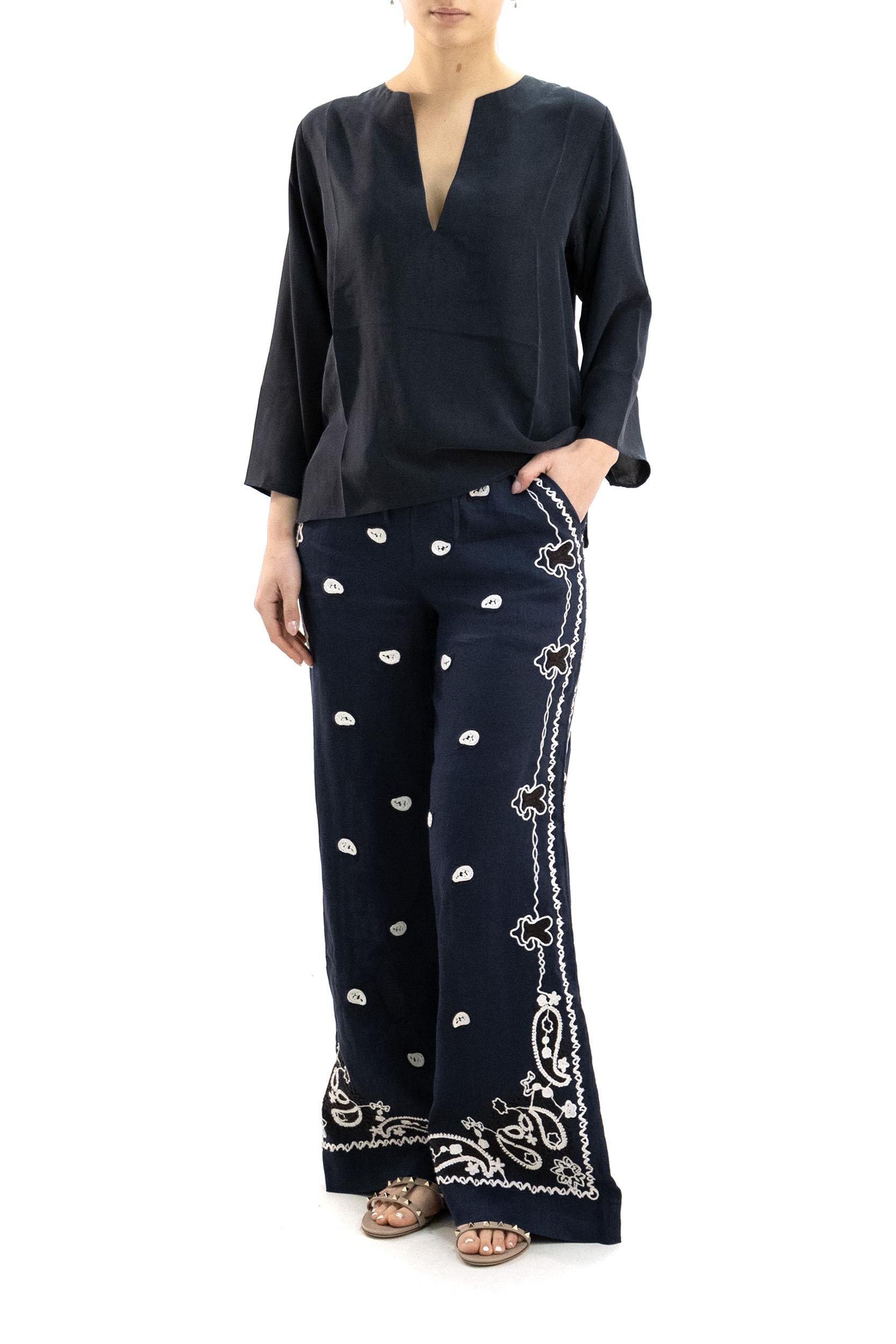 Pantaloni in lino di colore blu<BR/><BR/> BEACH26-D230760R 012 P.A.R.O.S.H.
