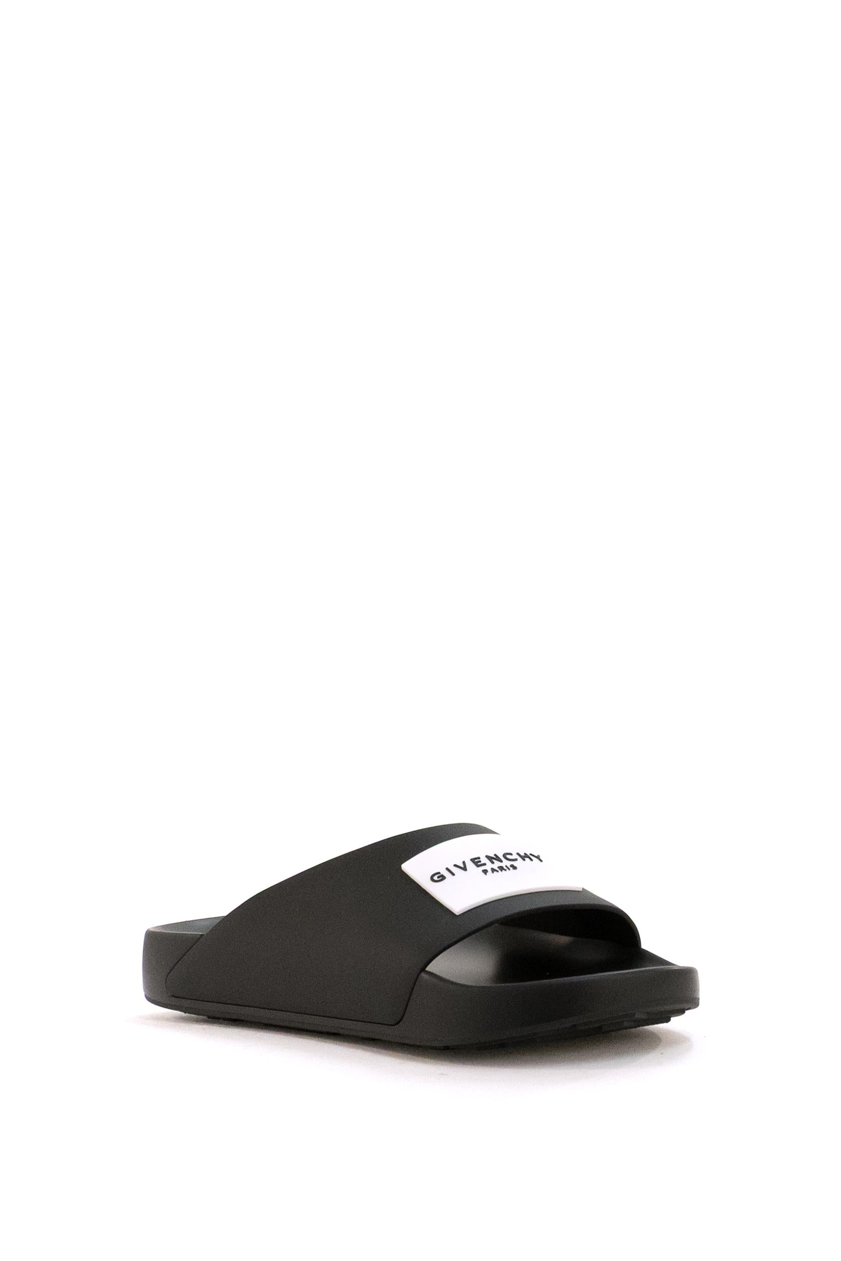 Mule Label in gomma di colore nero<BR/> BE30AJE2GA 001 GIVENCHY