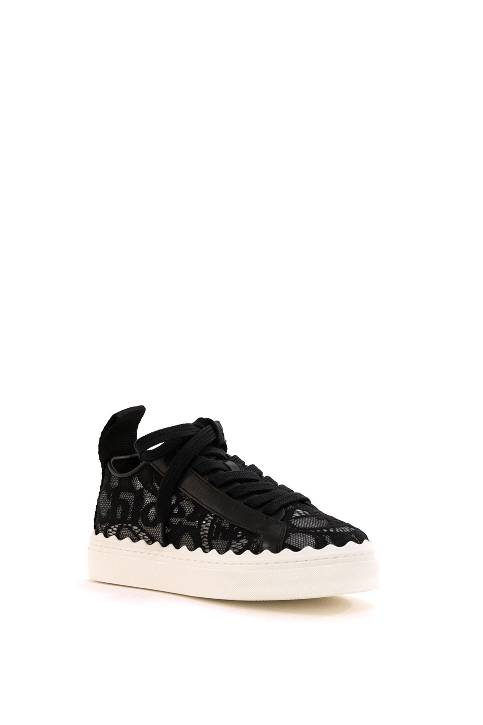 Sneakers low-top in pizzo color nero C19U108D2 001 CHLOE'
