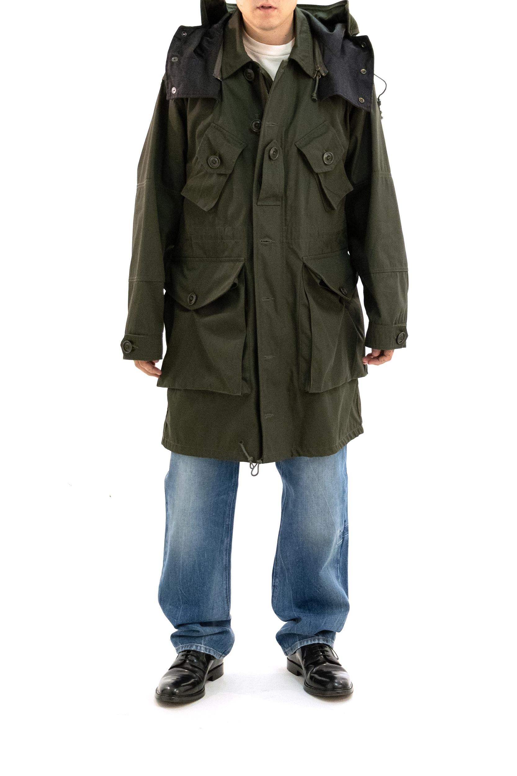 Parka oversize in cotone color verde militare<BR/> S50AM0642 M35515 814 MAISON MARGIELA
