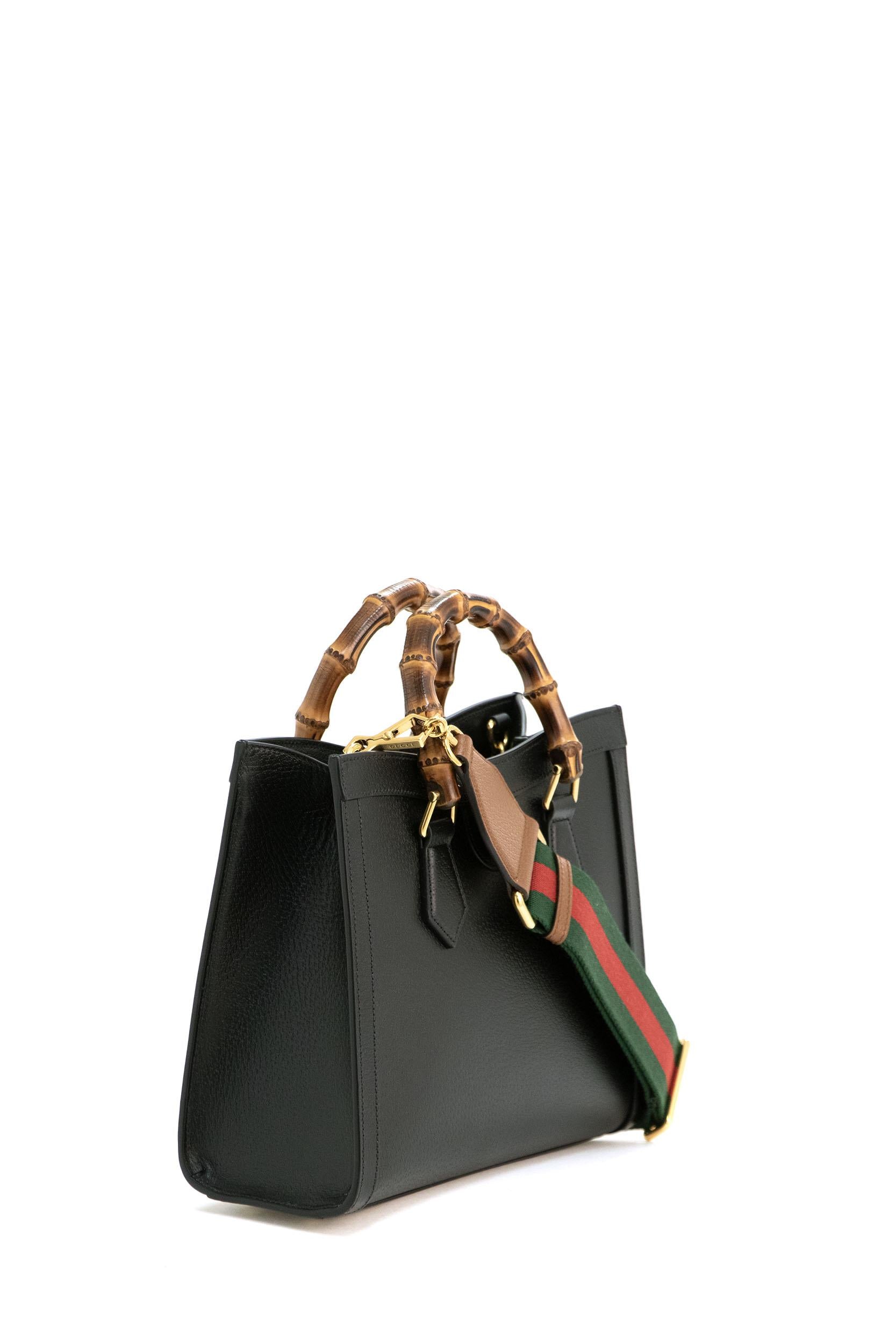 Borsa Tote Diana in pelle martellata colore nero. 702721 U3ZDT 1073 GUCCI