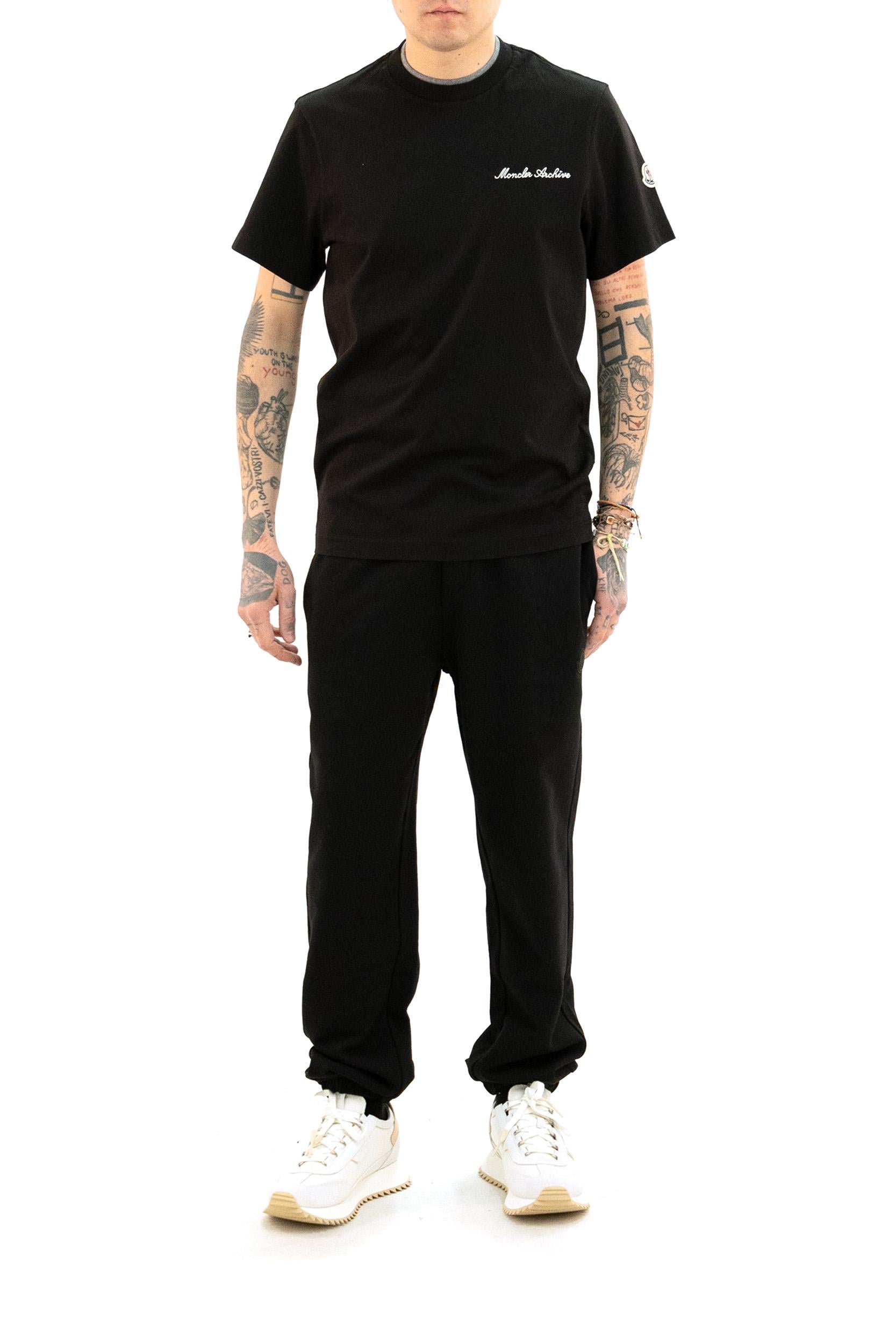 T-shirt con Logo Ricamato in Cotone<BR/> 8C000-15 89AYY 999 MONCLER