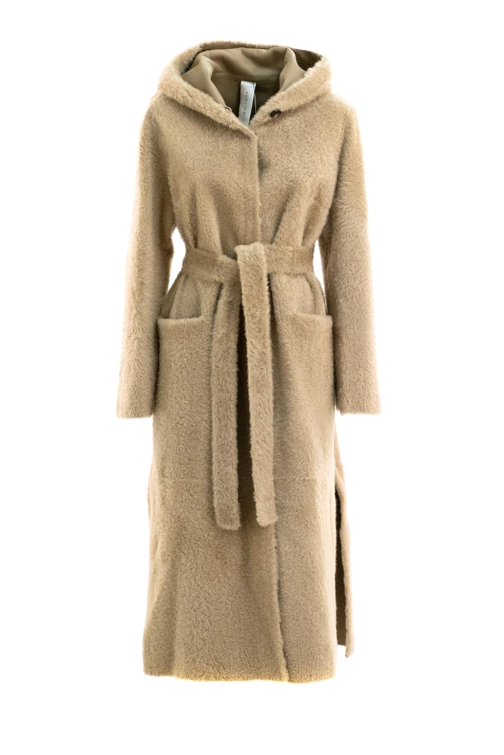 Cappotto MARINA TEDDY in montone colore beige<BR/> MARINA TEDDY METEKO FURLING BY GIANI
