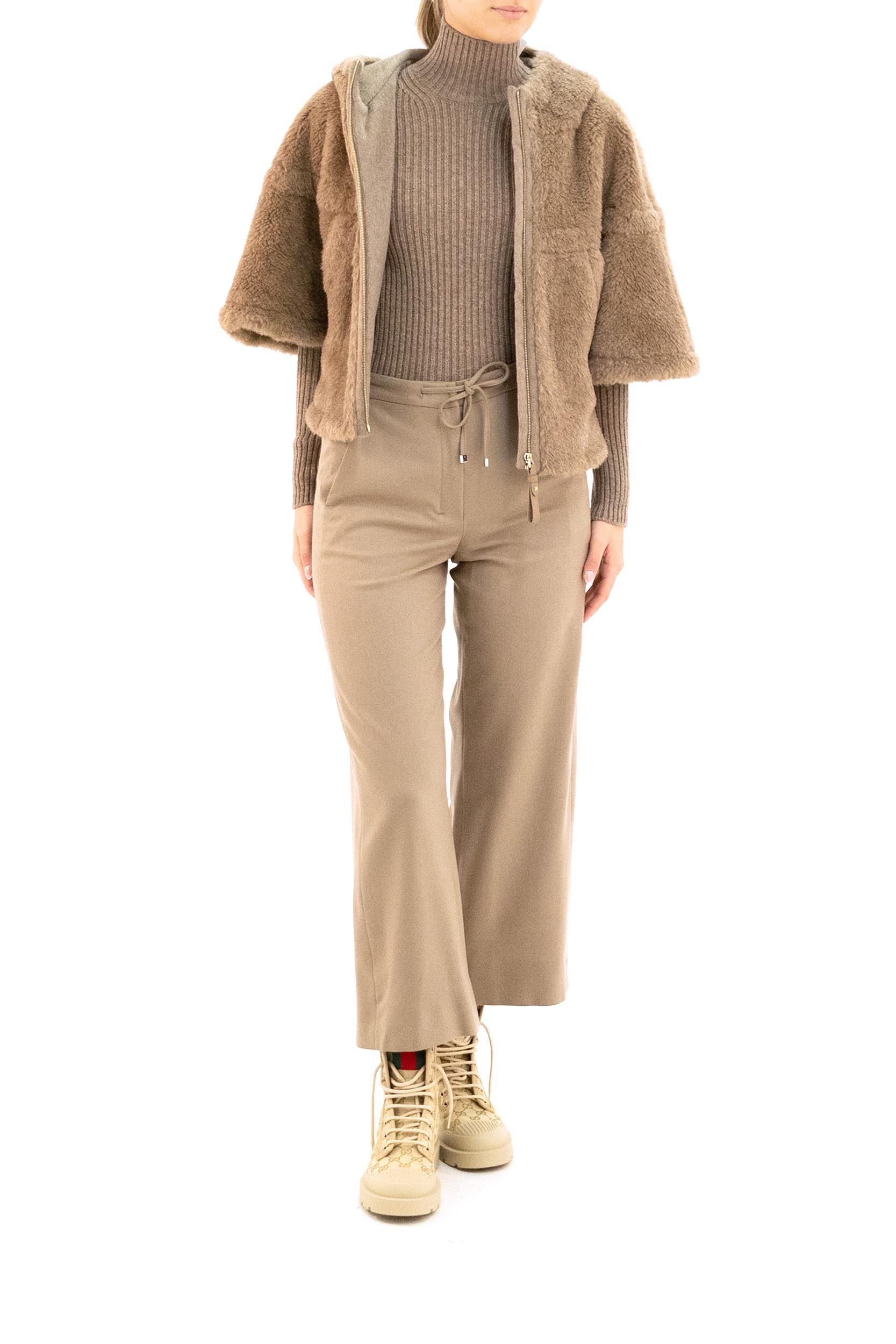 Cappa Petalo in Teddy di alpaca e lana color beige<BR/> PETALO4 005 MAX MARA