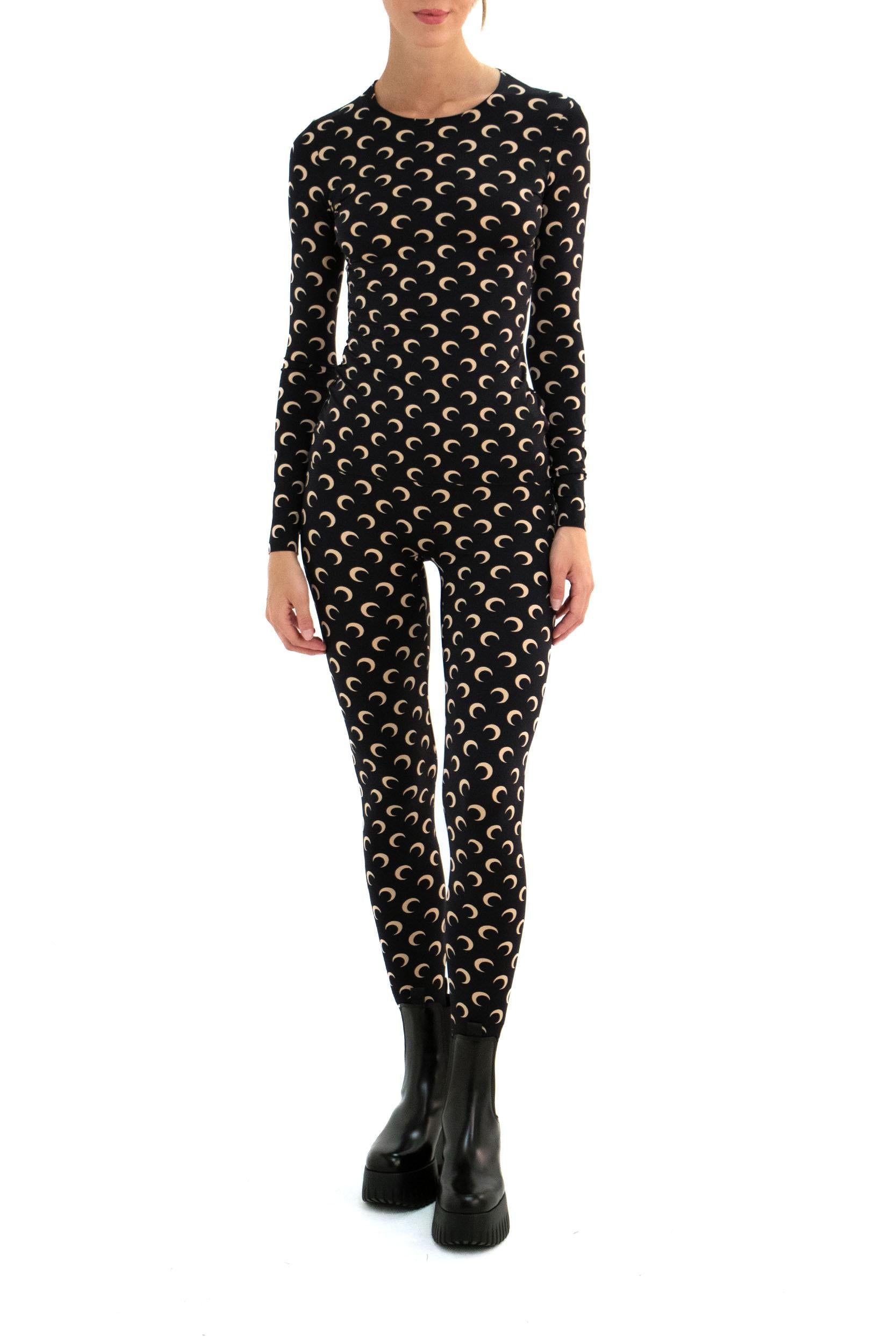 Top in jersey elasticizzato di colore nero<BR/> WTS006A CJER0001 IT99 MARINE SERRE