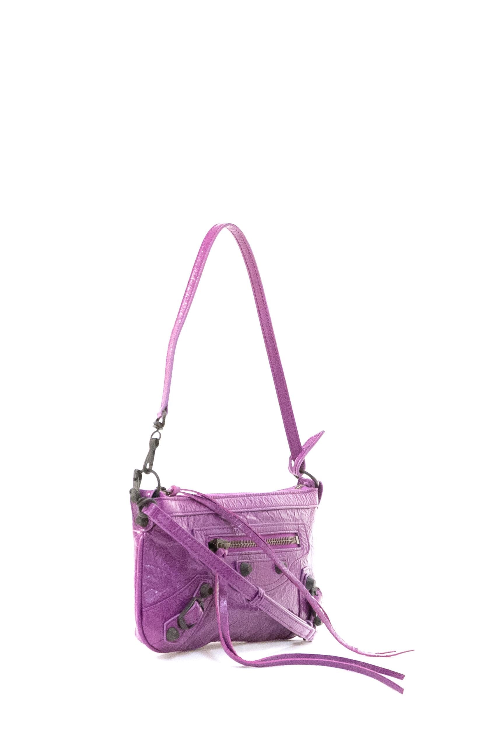 Pouch Le City On Strap in pelle Arena color rosa intenso<BR/> 863960 2ABEK 5331 BALENCIAGA