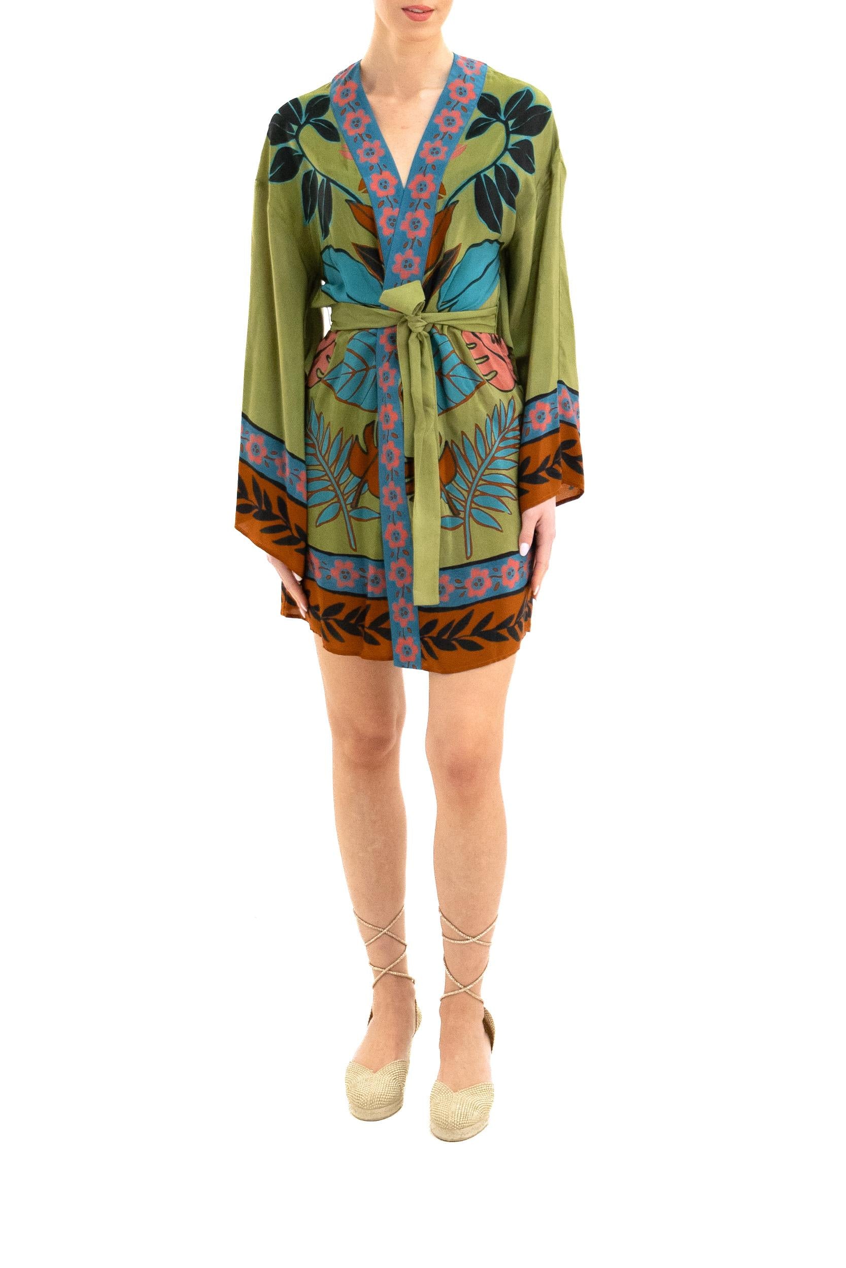 Kimono<BR/> MAGDA.TR/I TRKHAK ANJUNA