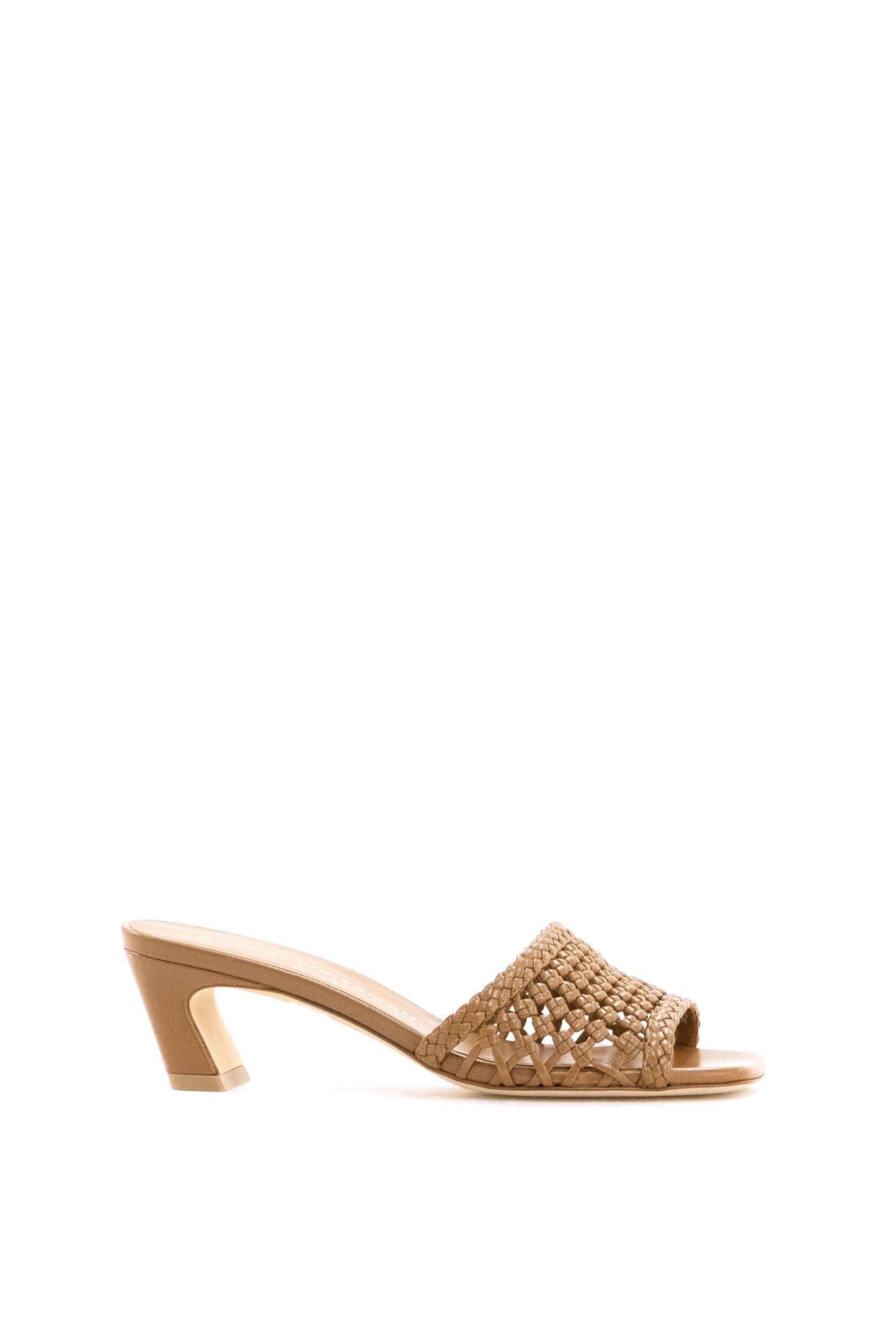 Sandali slide Marina in pelle intrecciata color marone<BR/> MARINA SLIDE 50 TAN STUART WEITZMAN