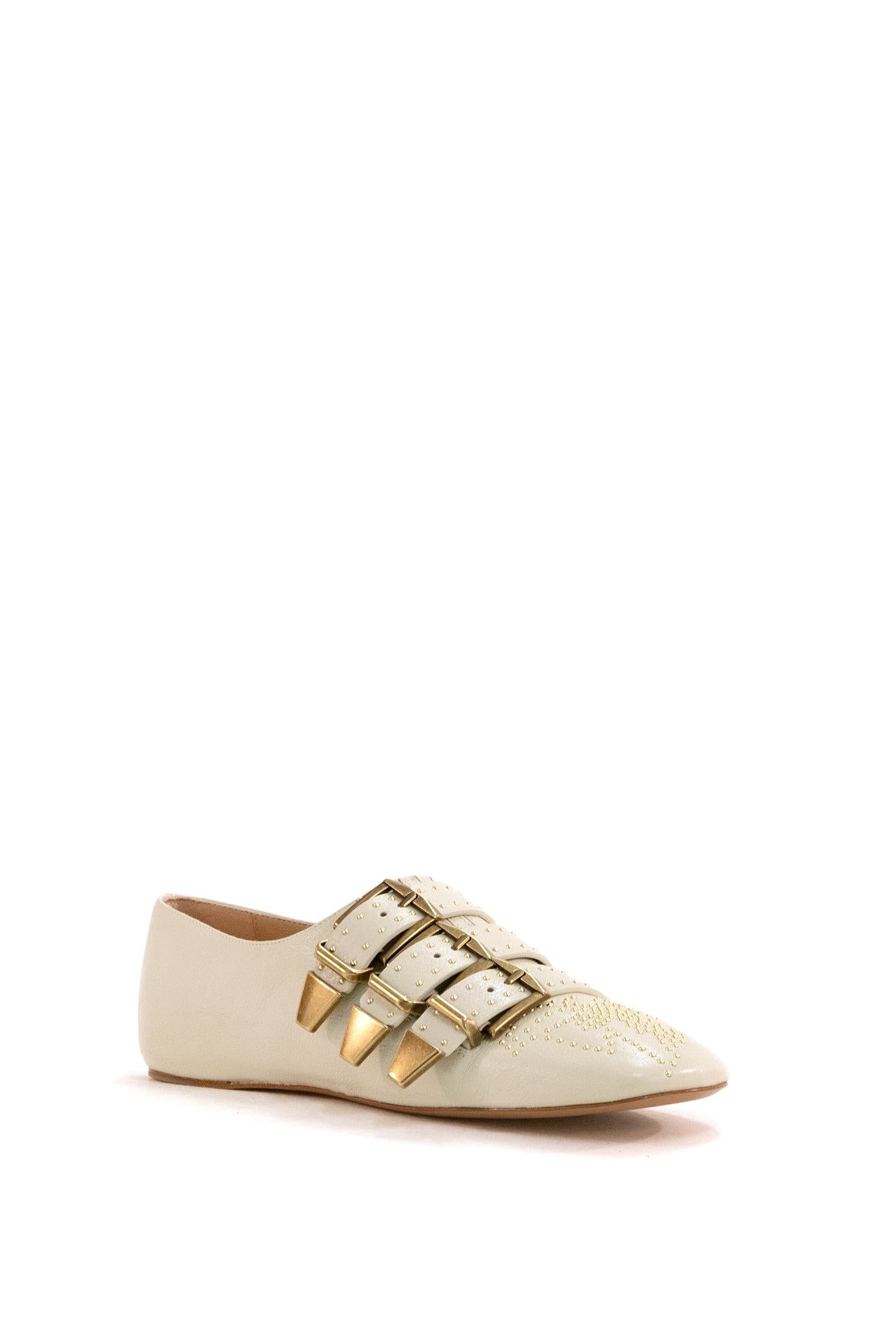 Scarpe Susanna in pelle di colore beige<BR/> 26S16YUR 122 CHLOE'