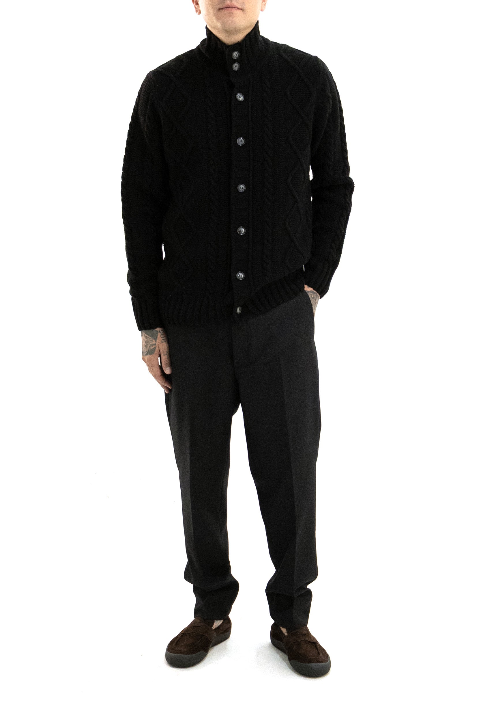 Cardigan in lana e cashmere a trecce di colore nero<BR/> BR14-5420 9000 BARBA 