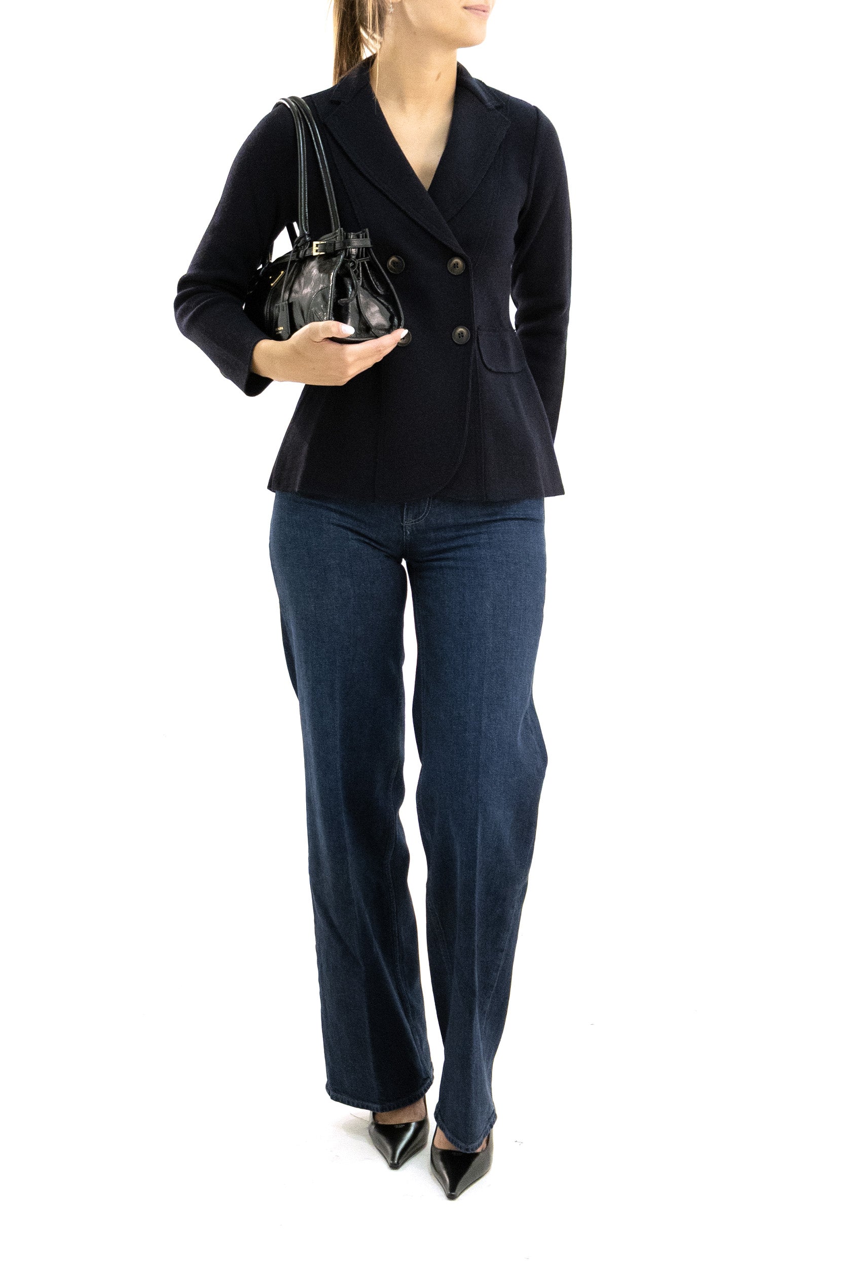 Giacca doppiopetto in maglia di lana di colore blu<BR/> B8520 602 756 BASE 