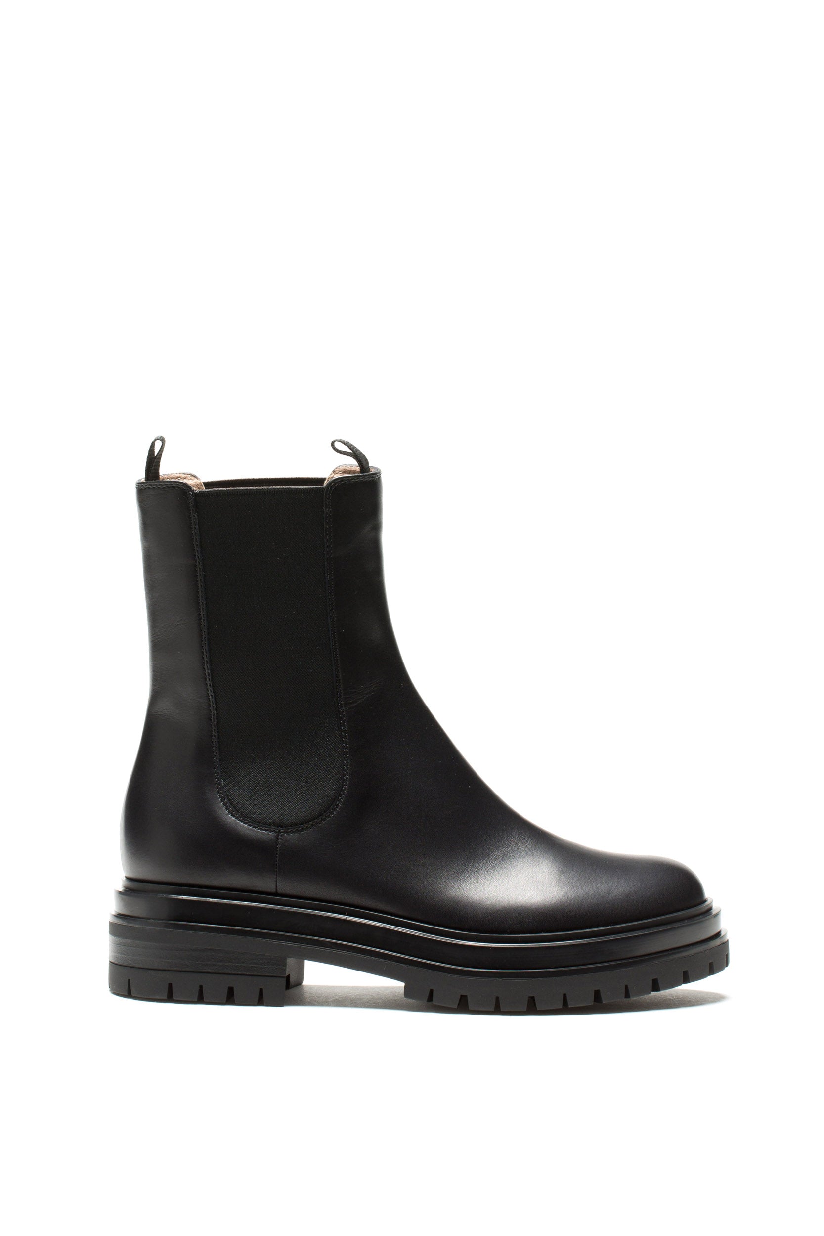 Stivaletti Chester in pelle pregiata di colore nero G73462.20GOM.CLNNERO BLACK GIANVITO ROSSI 