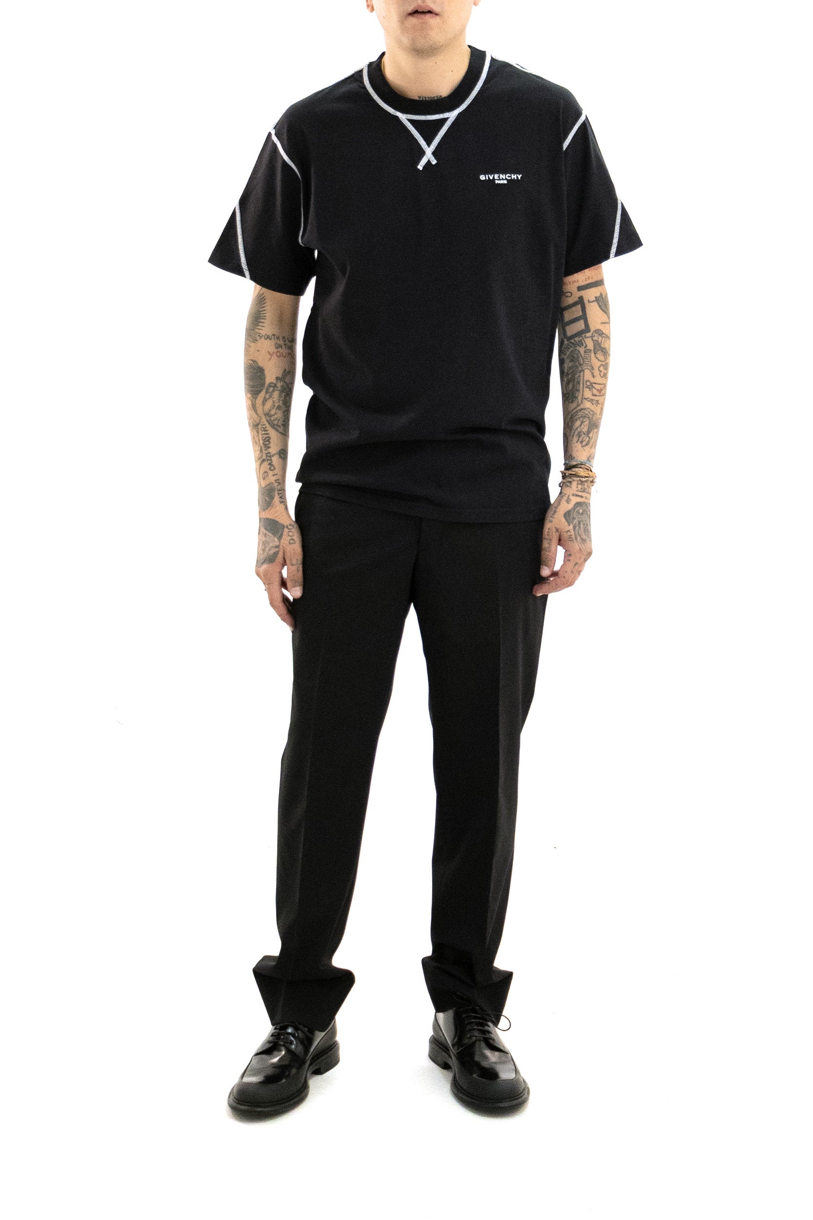 T-shirt Couture Seam in cotone di colore nero<BR/> BM71P53YR8 001 GIVENCHY 
