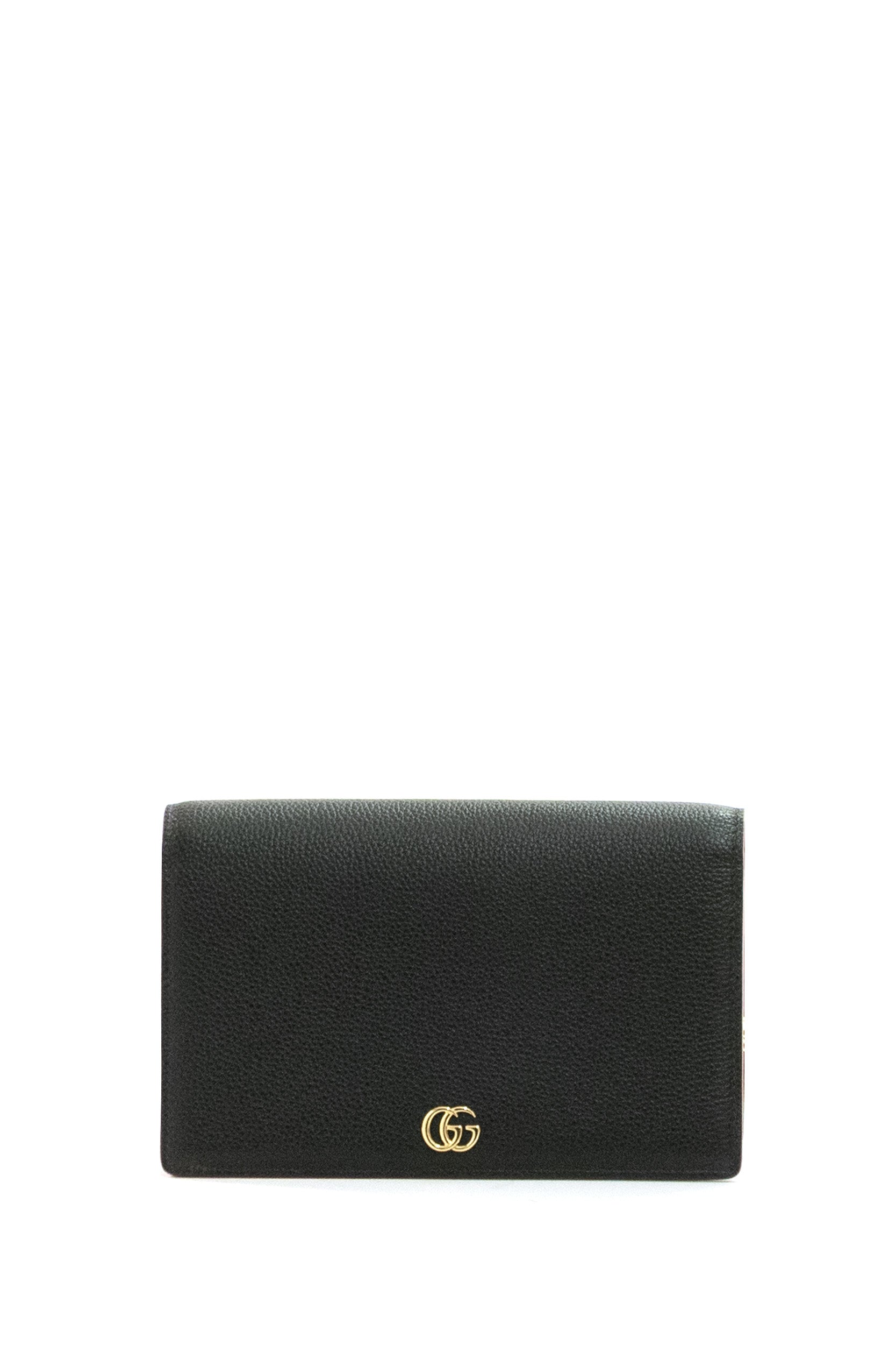 Portafoglio con catena GG Marmont in pelle di colore nero e Rosso Ancora<BR/> 497985 AAE5F 1062 GUCCI 