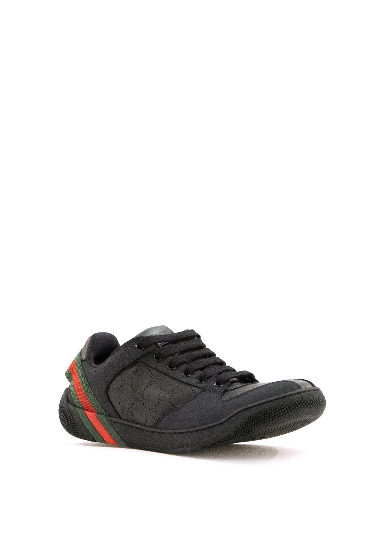 GUCCI Sneakers Screener in pelle GG traforata di colore nero, vista 2